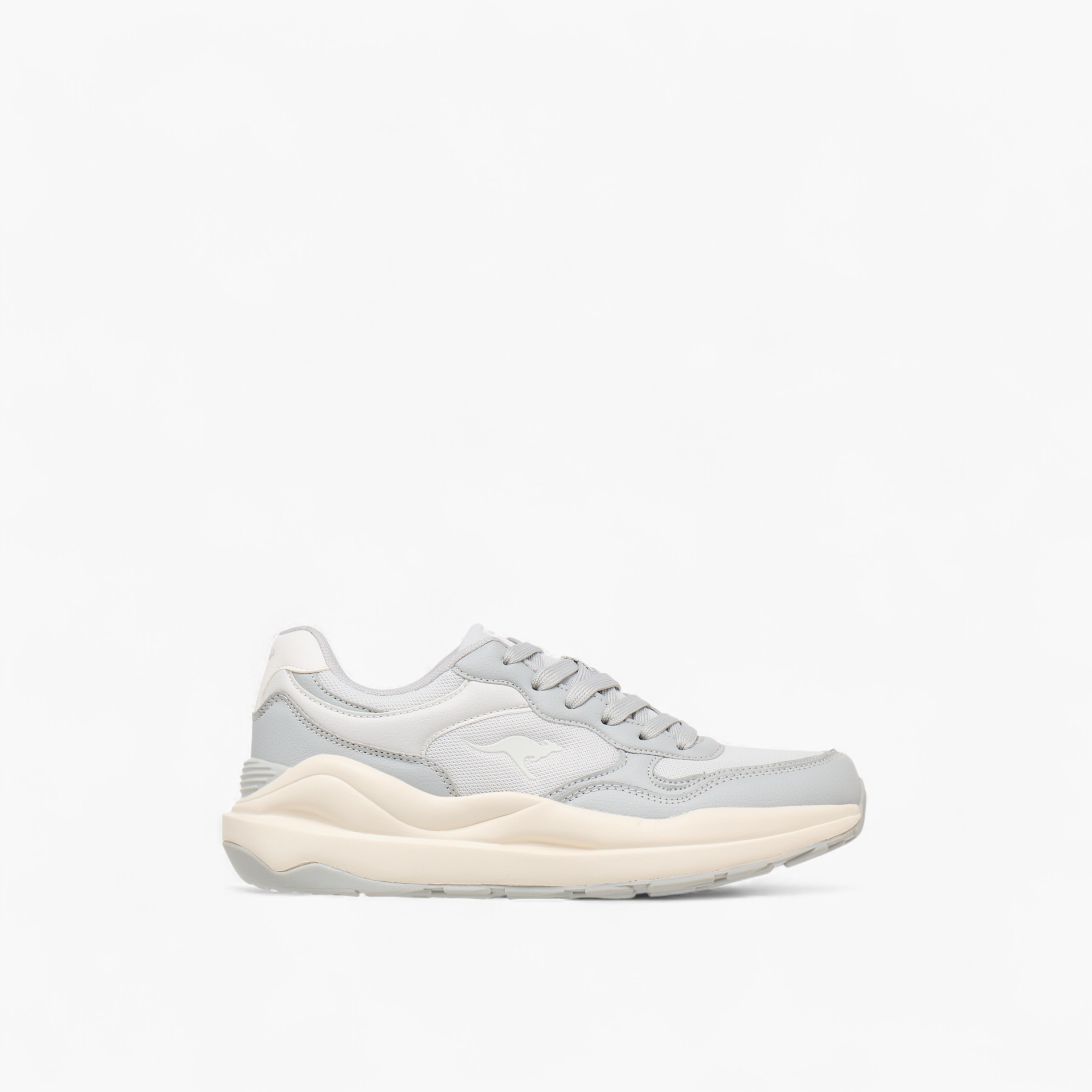 حذاء رياضي بألواح ورباط للنساء من كانجاروز-women-shoes-sports-image-5