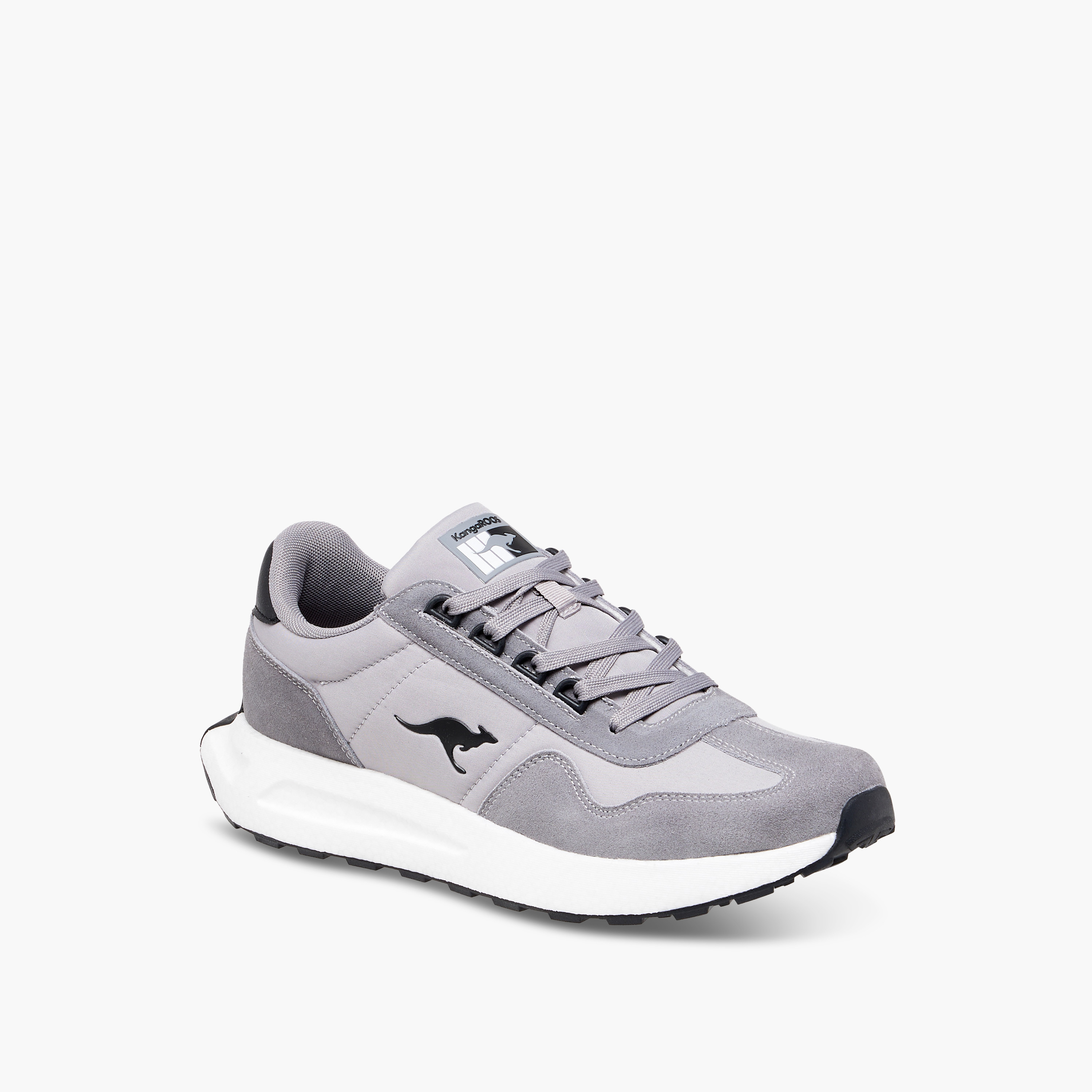 حذاء رياضي بألواح وأربطة إغلاق للرجال من كانجاروس-sports-men-shoes-image-2