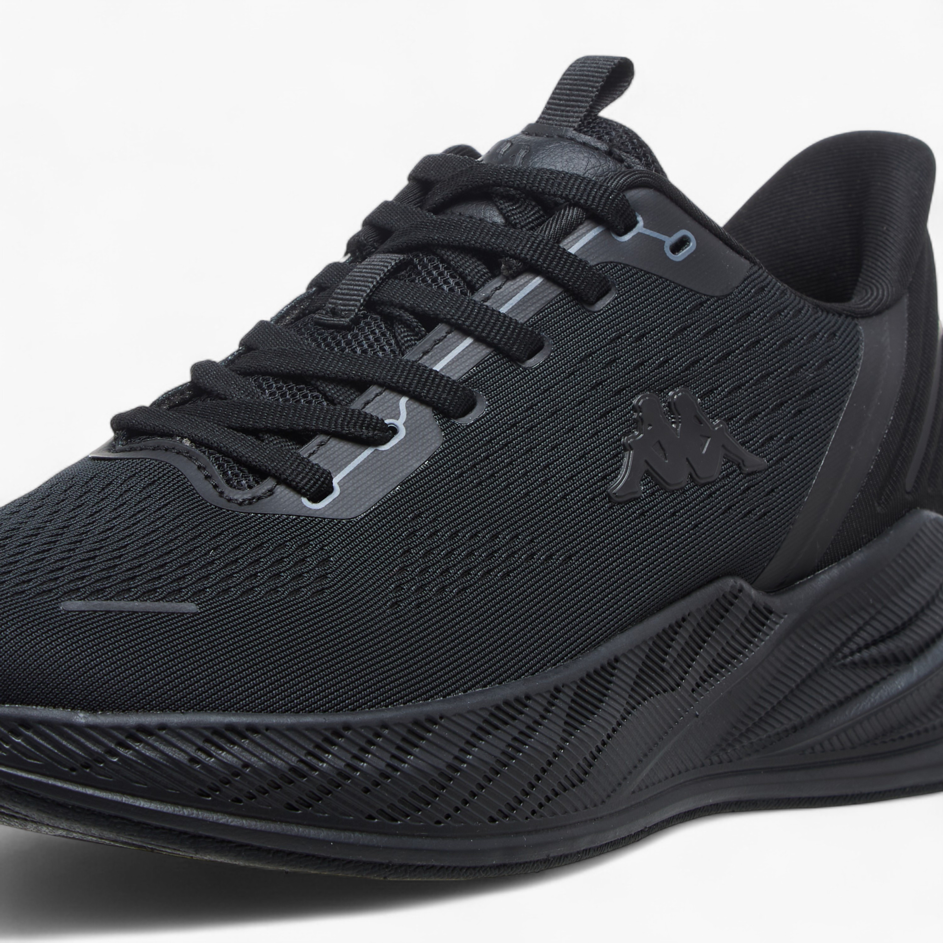 حذاء رياضي برباط إغلاق وتفاصيل الشعار للنساء من كابا-women-shoes-sports-image-4