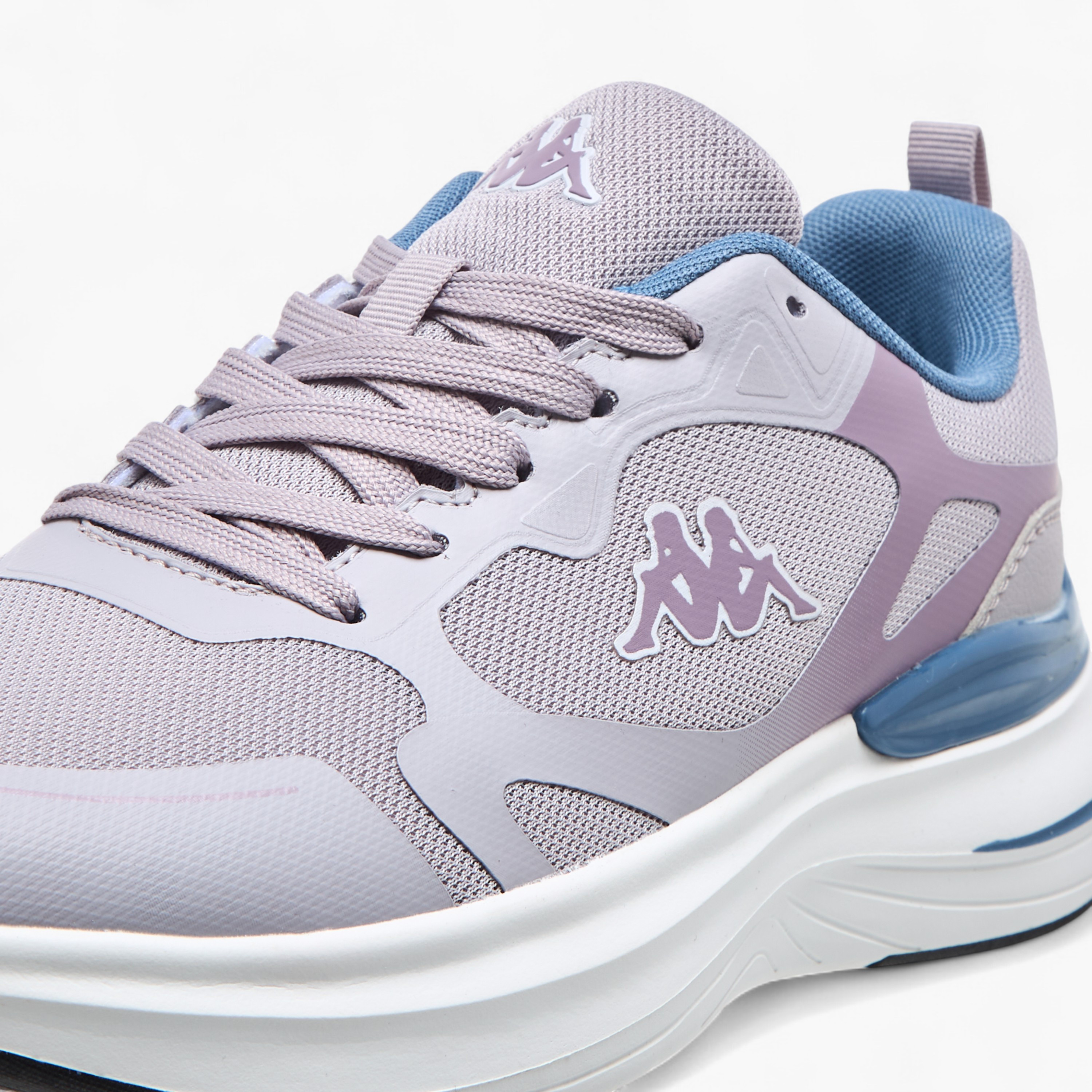 حذاء رياضي برباط إغلاق وتفاصيل الشعار للنساء من كابا-women-shoes-sports-image-4