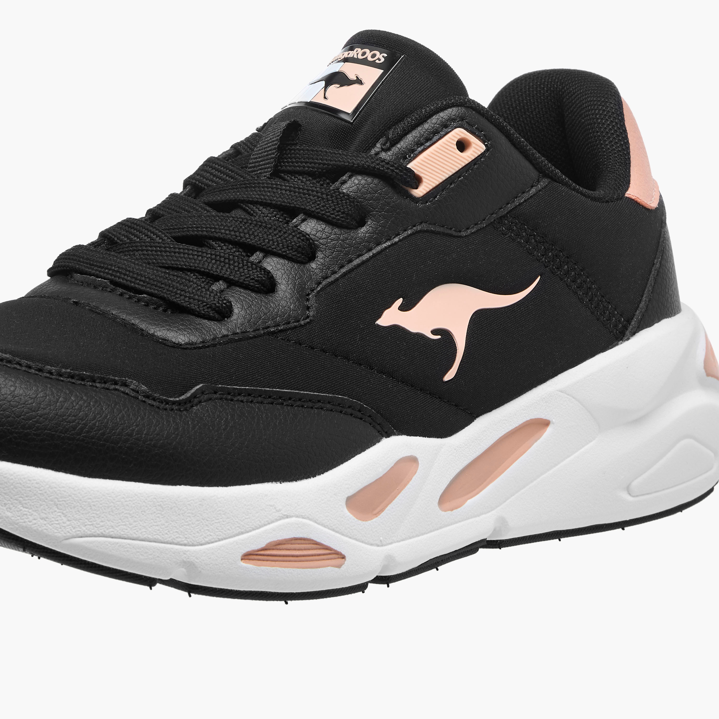 حذاء رياضي بتصميم قوالب ملونة ورباط إغلاق للنساء من كانغاروس-women-shoes-sneakers-image-4
