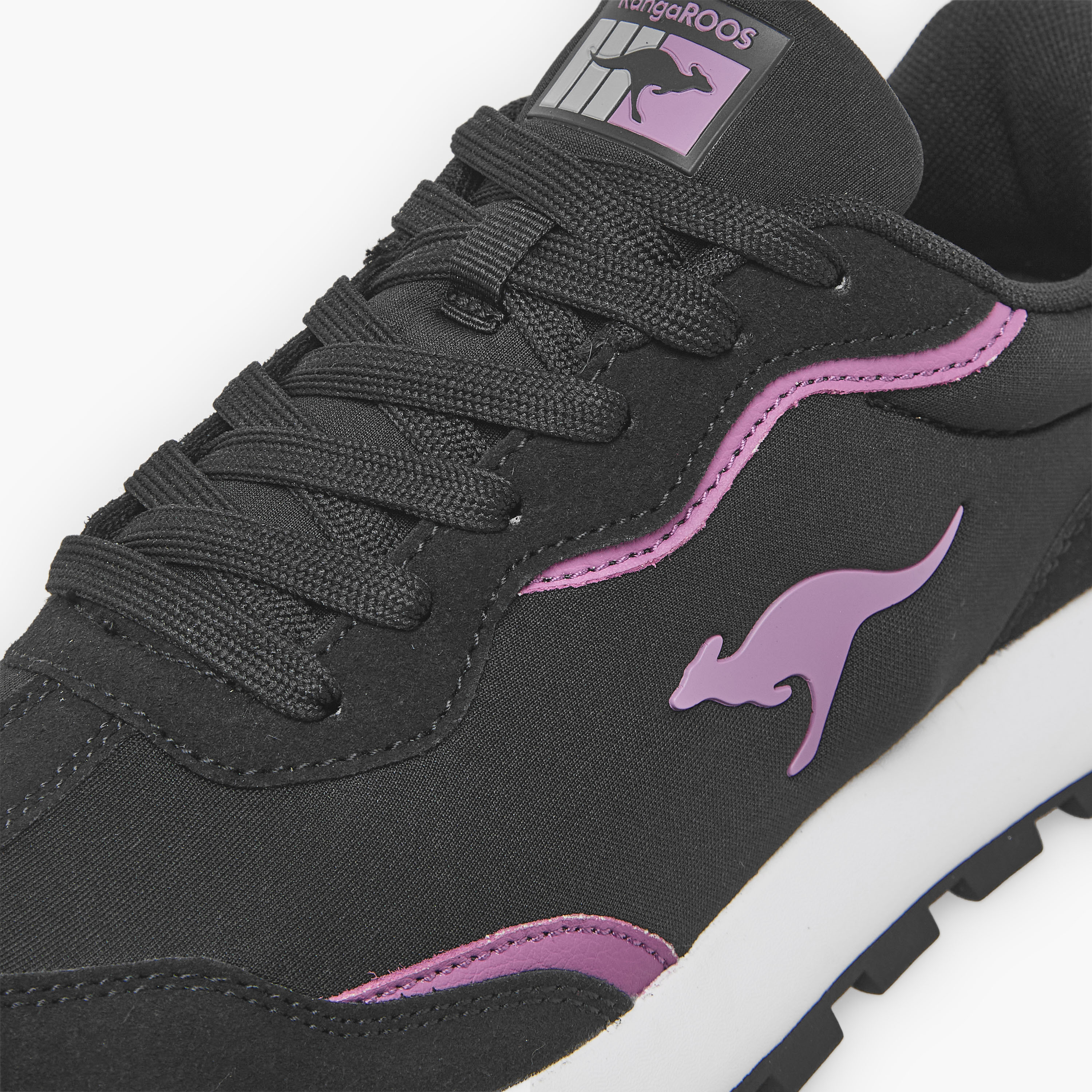 حذاء رياضي برباط إغلاق للنساء من كانجاروز-women-shoes-sports-image-7