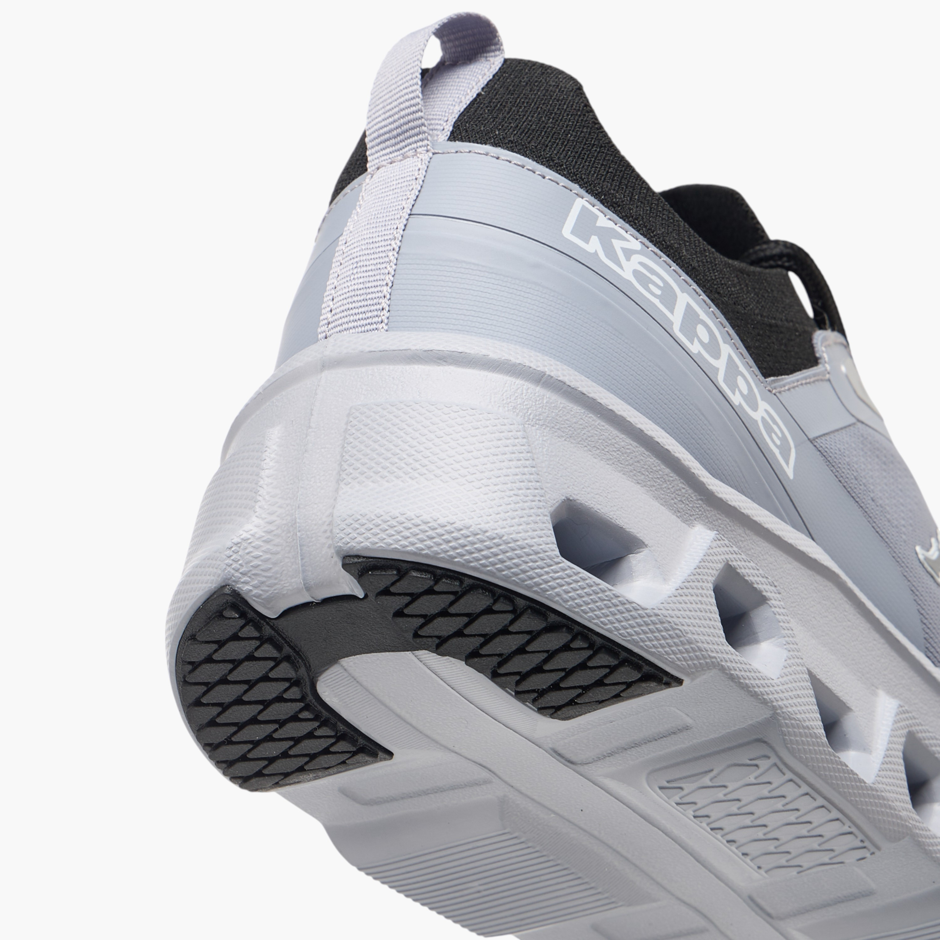 حذاء رياضي برباط إغلاق وشعار للنساء من كابا-sports-women-shoes-image-6