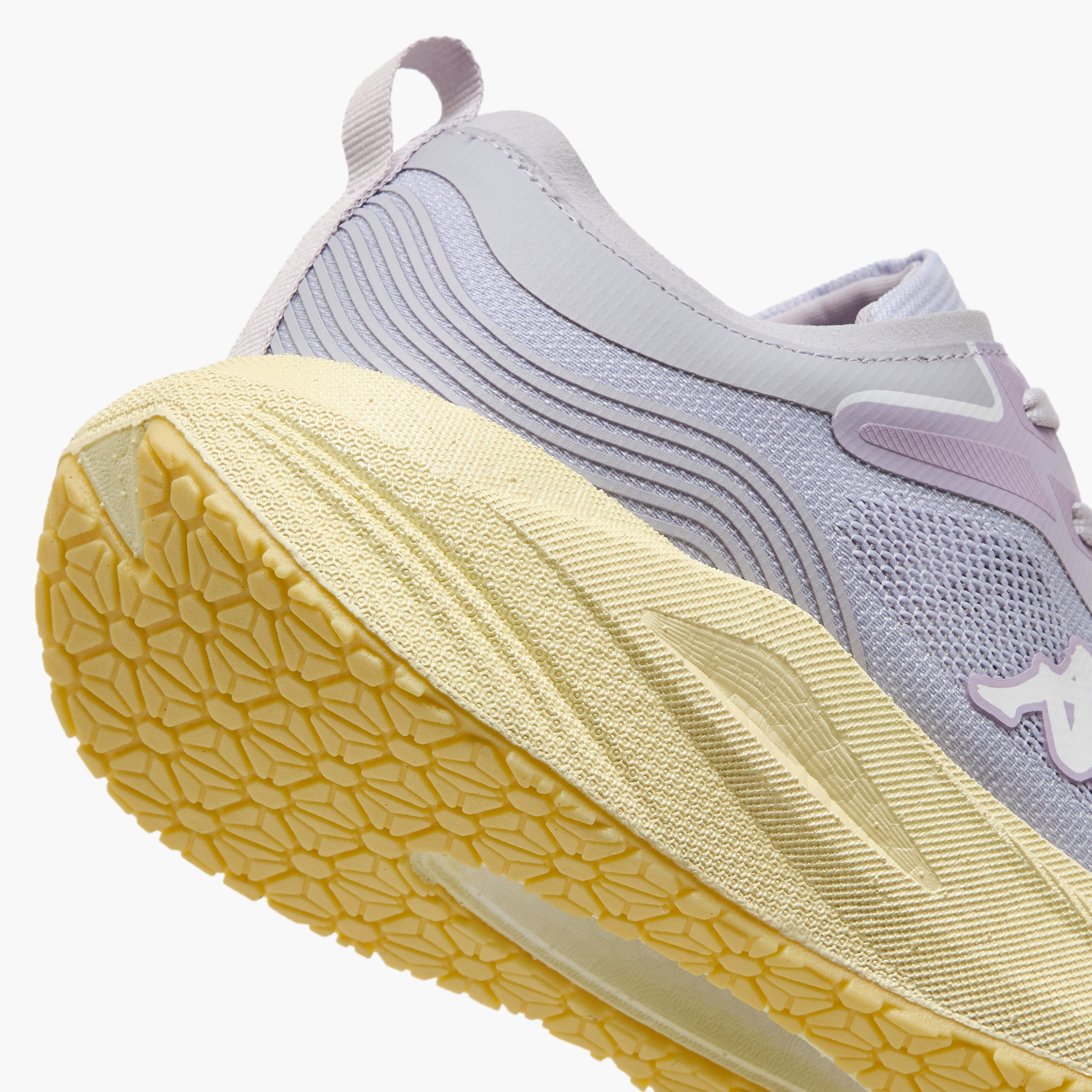حذاء رياضي برباط إغلاق للنساء من كابا-women-shoes-sports-image-5