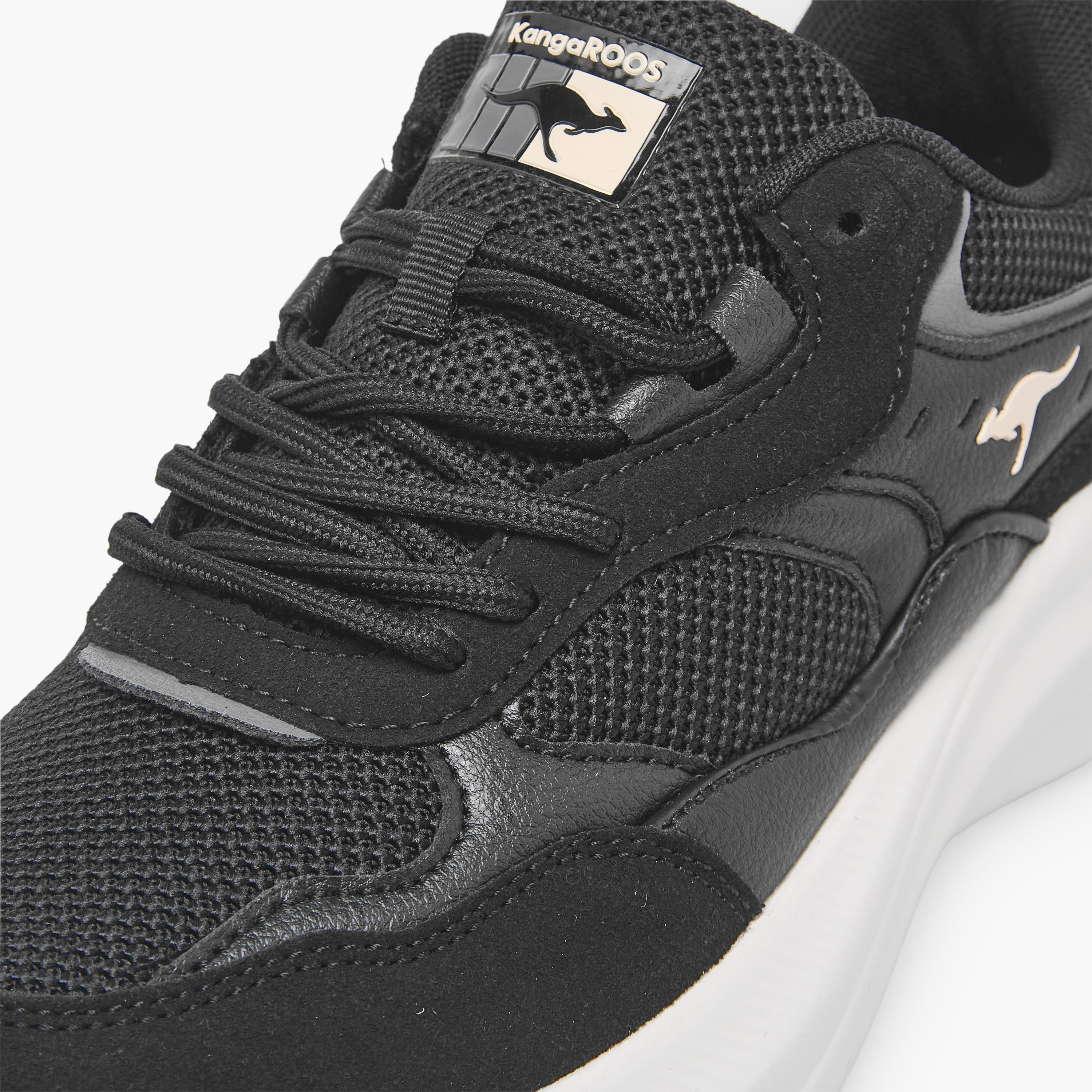 حذاء رياضي برباط إغلاق للنساء من كانجاروز-women-shoes-sports-image-7