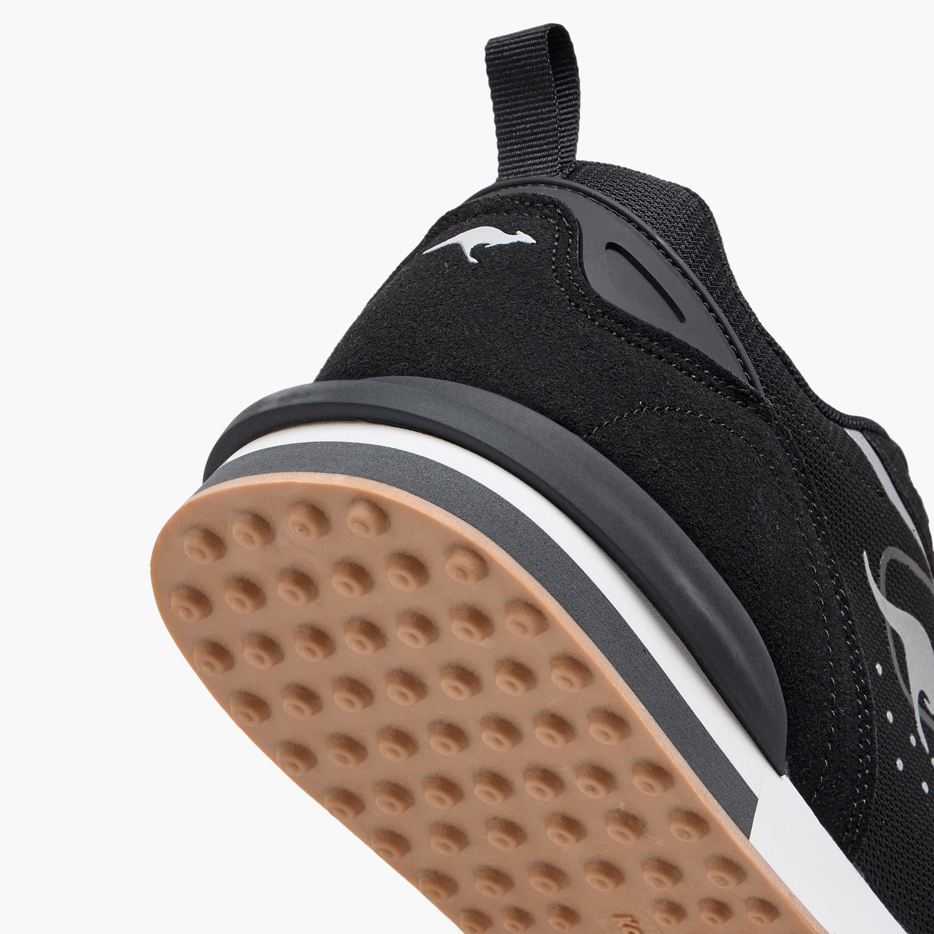 حذاء رياضي برباط إغلاق وتصميم قوالب ملونة للنساء من كانغاروز-men-shoes-sneakers-image-5