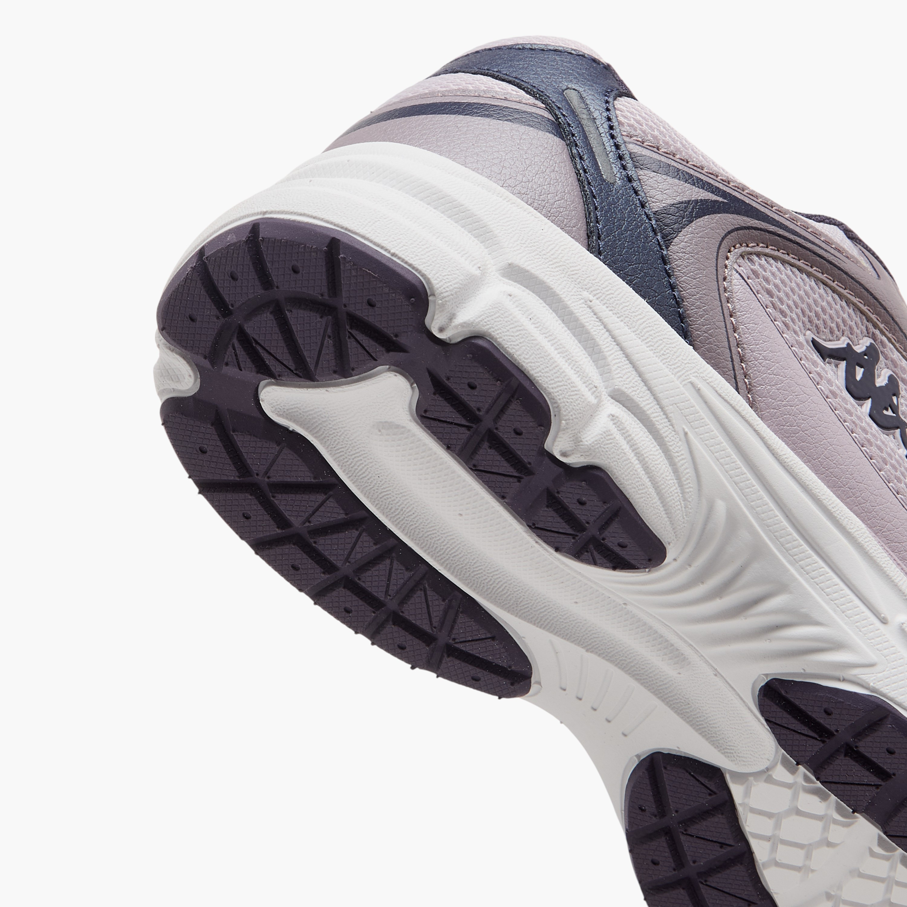 حذاء رياضي برباط إغلاق للنساء من كابا-women-shoes-sports-image-5