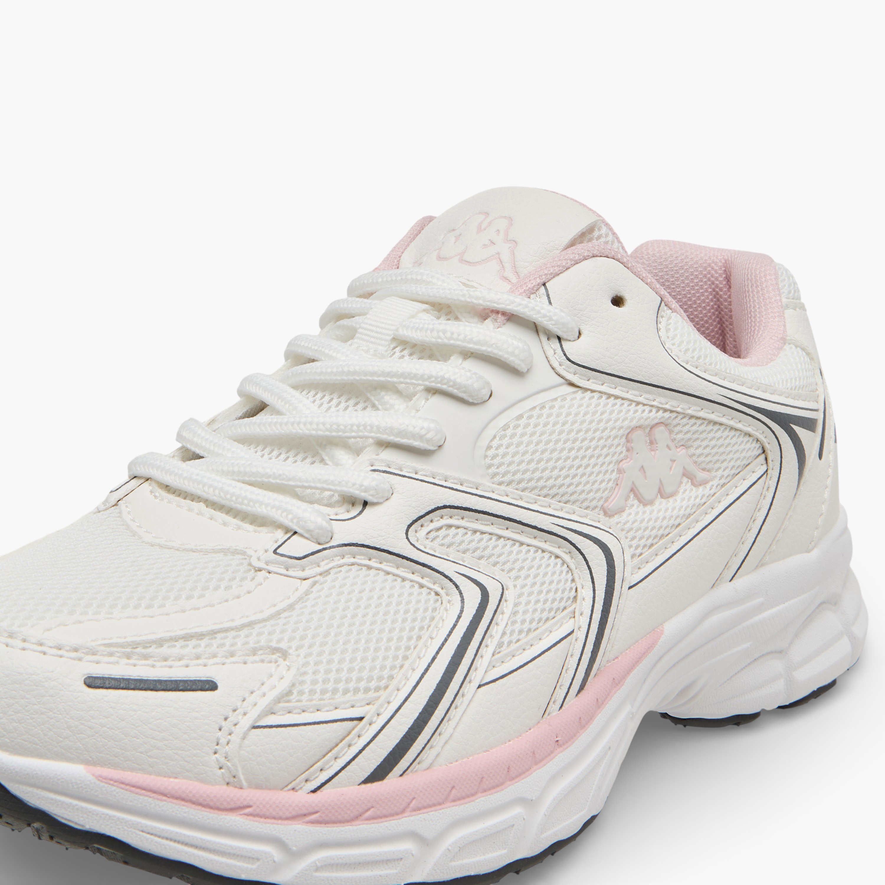 حذاء رياضي برباط إغلاق للنساء من كابا-women-shoes-sports-image-4