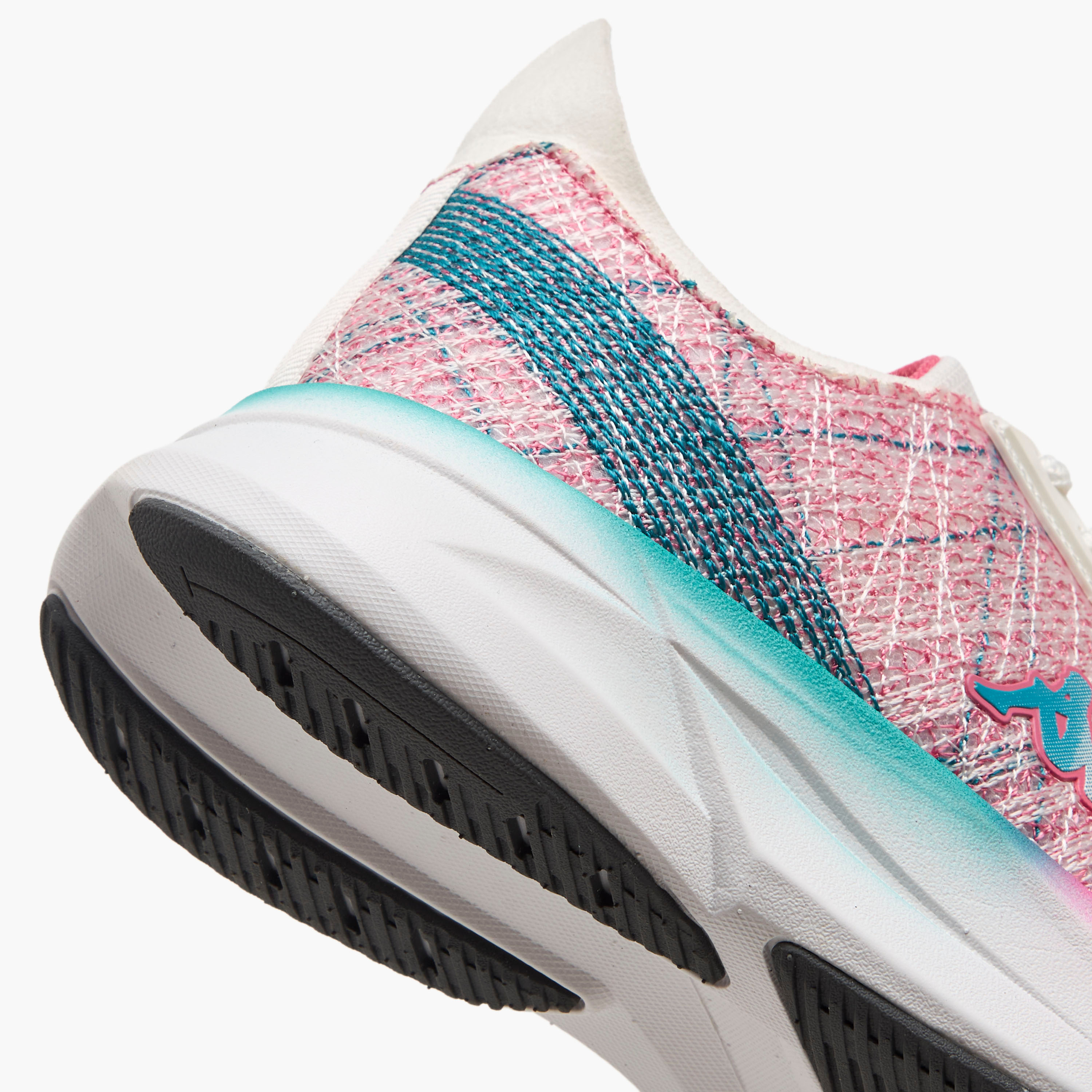 حذاء رياضي برباط إغلاق للنساء من كابا-women-shoes-sports-image-5