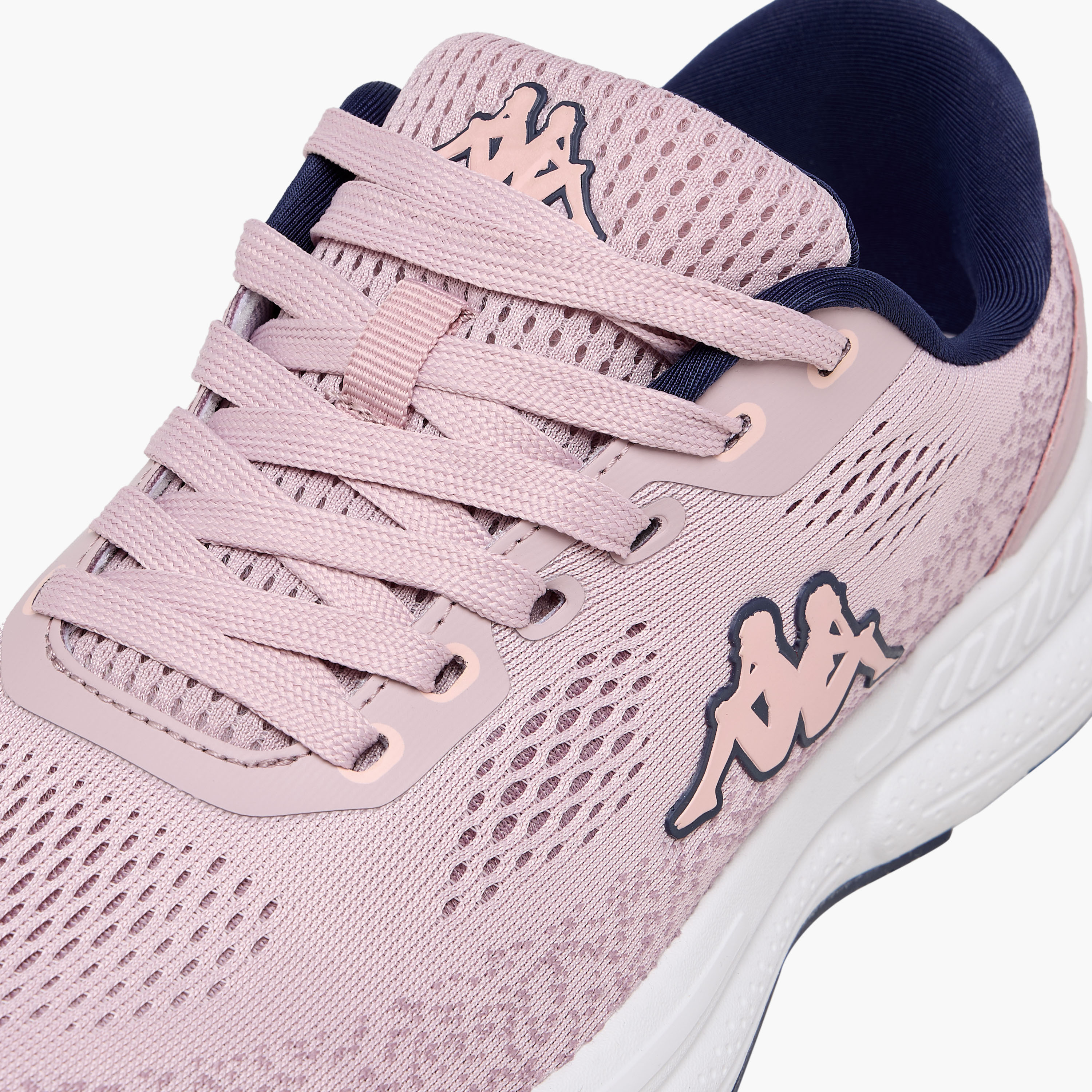 حذاء رياضي برباط إغلاق وشعار للنساء من كابا-women-shoes-sneakers-image-4