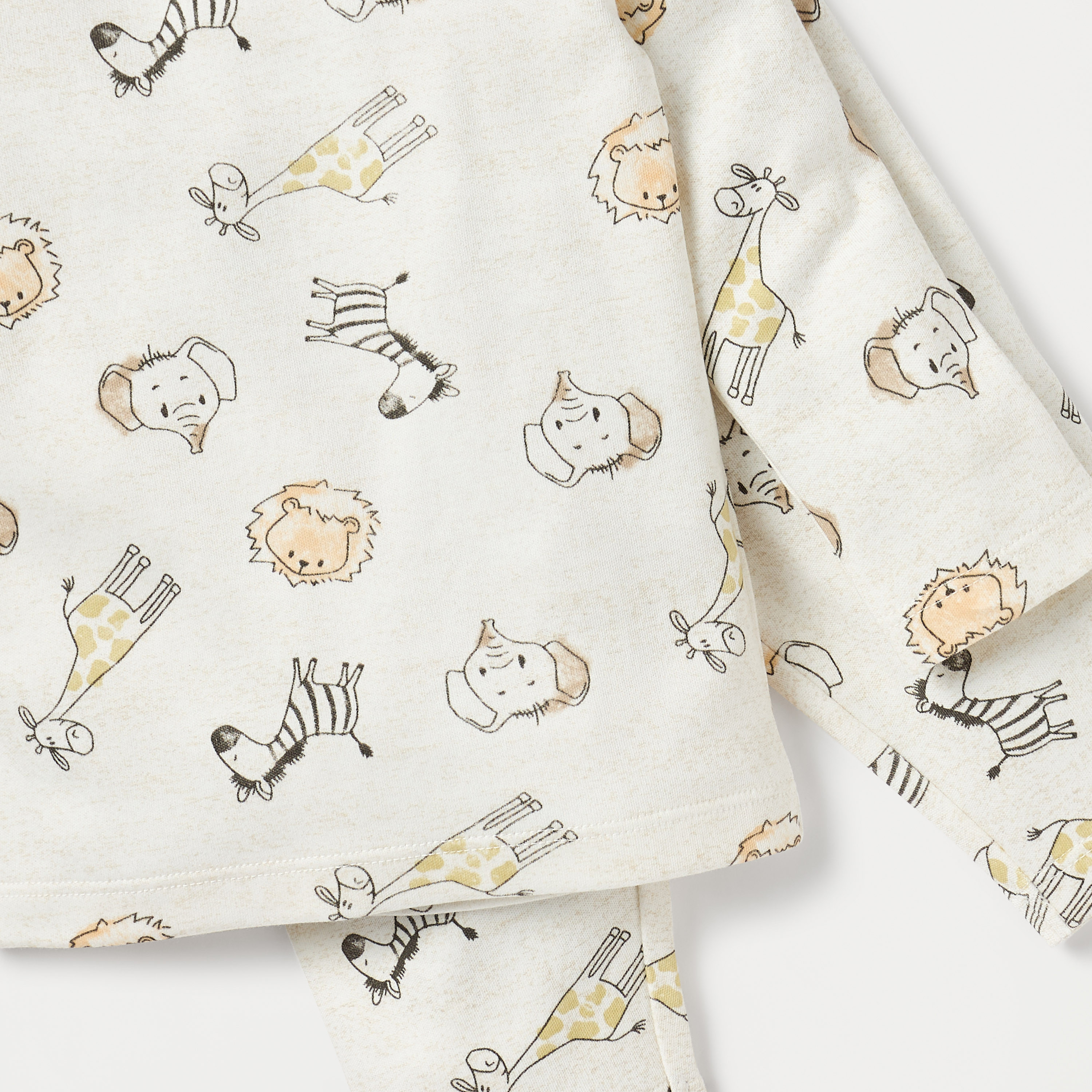 طقم بنطلون بيجاما وتيشيرت بطبعات من جونيورز-baby-boys-clothing-nightwear-pyjamasets-image-5