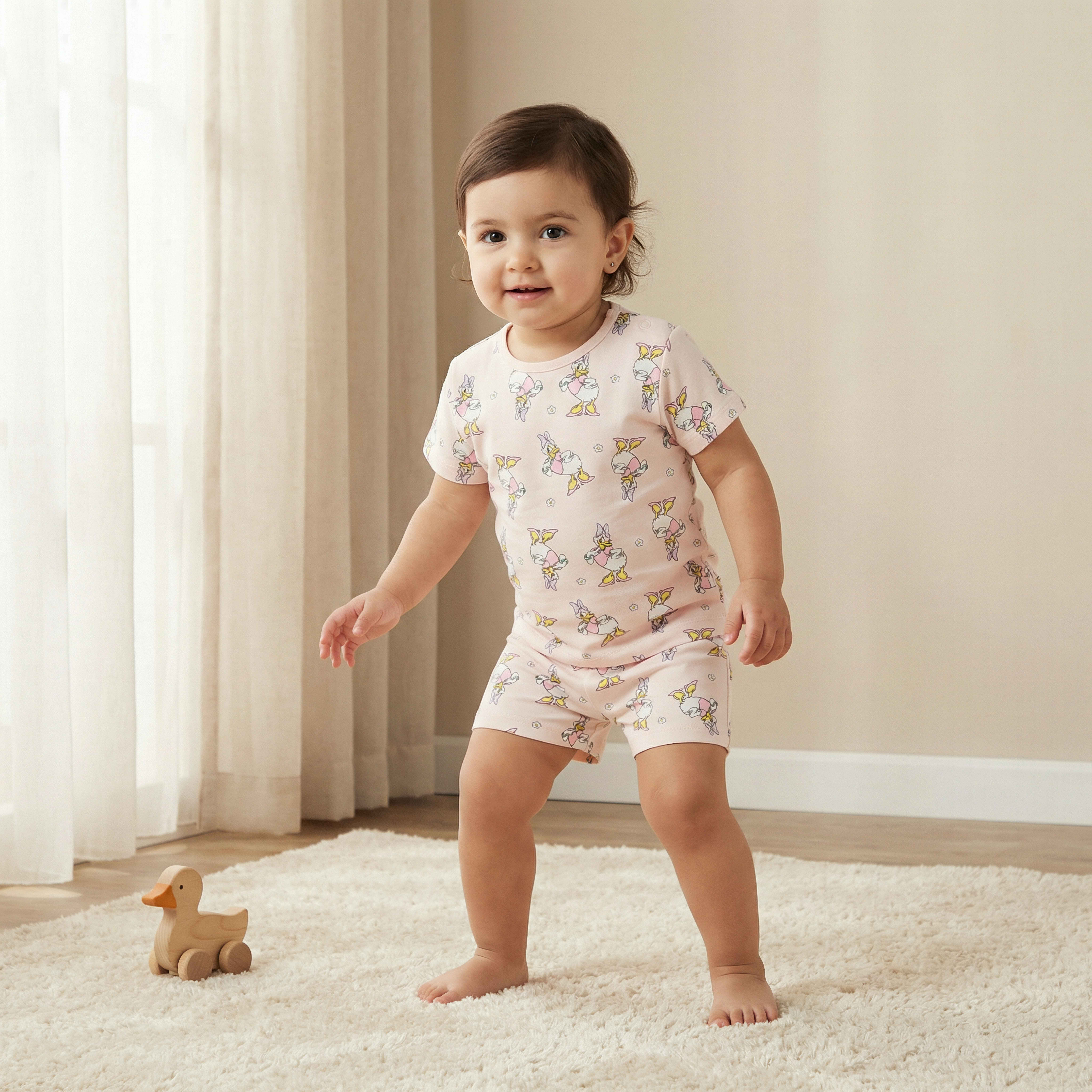 Disney Round Neck Short Sleeve T-shirt and Shorts Set with Daisy Duck Print-baby-girls-clothing-setsandcoords-image-1