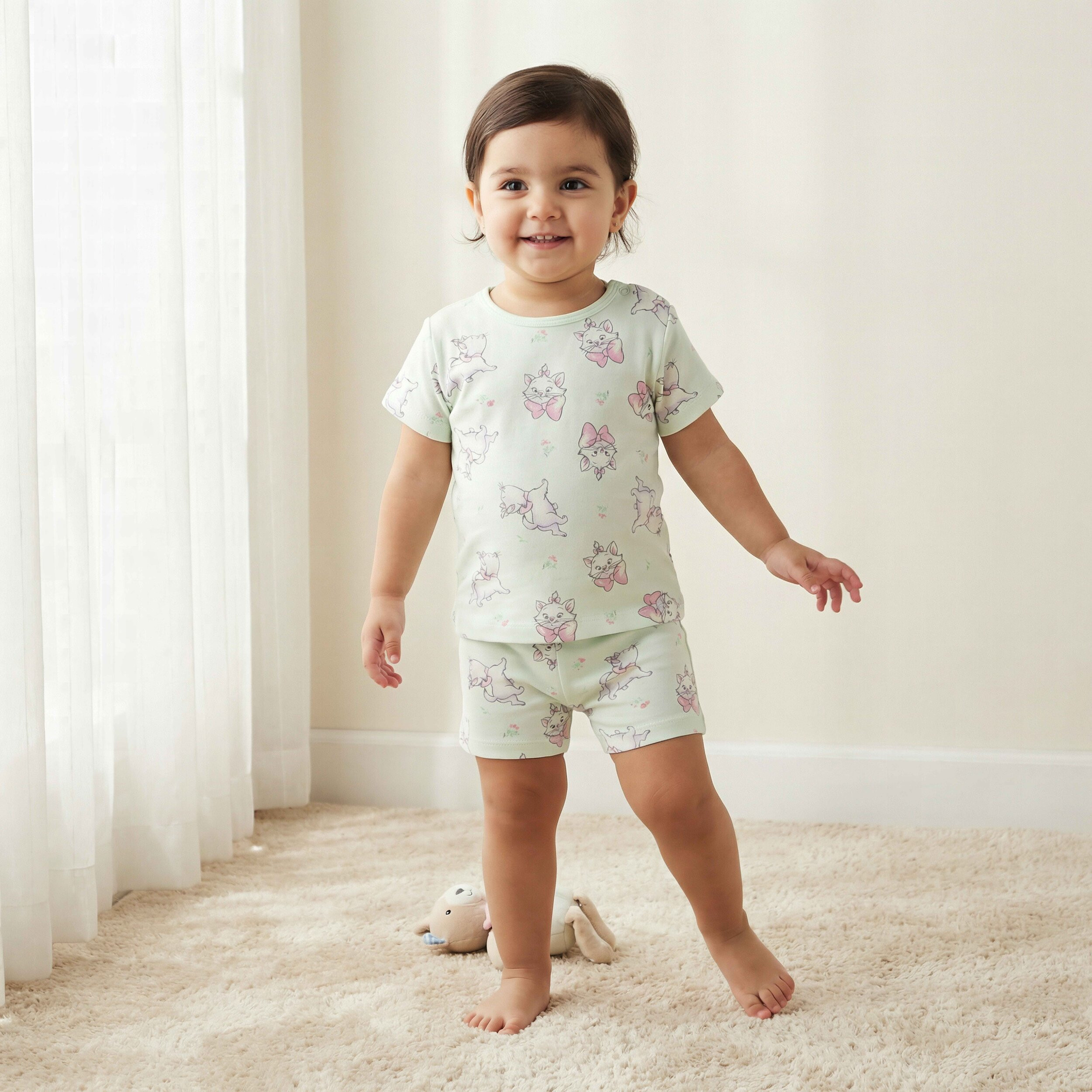Disney Round Neck Short Sleeve T-shirt and Shorts Set with Marie Print-baby-girls-clothing-setsandcoords-image-1