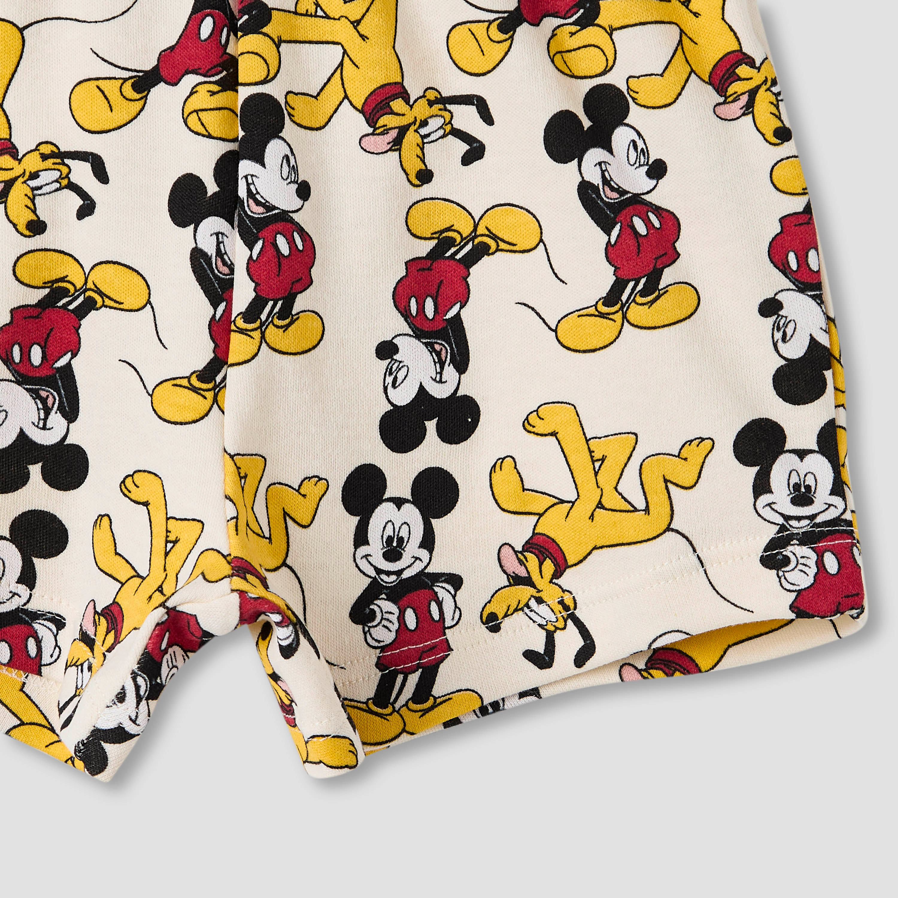 طقم شورت وتيشيرت قطن بأكمام قصيرة وياقة مستديرة وطبعات للأولاد من ديزني-promo_babyshop_Buy3for99_UAE130126-image-7