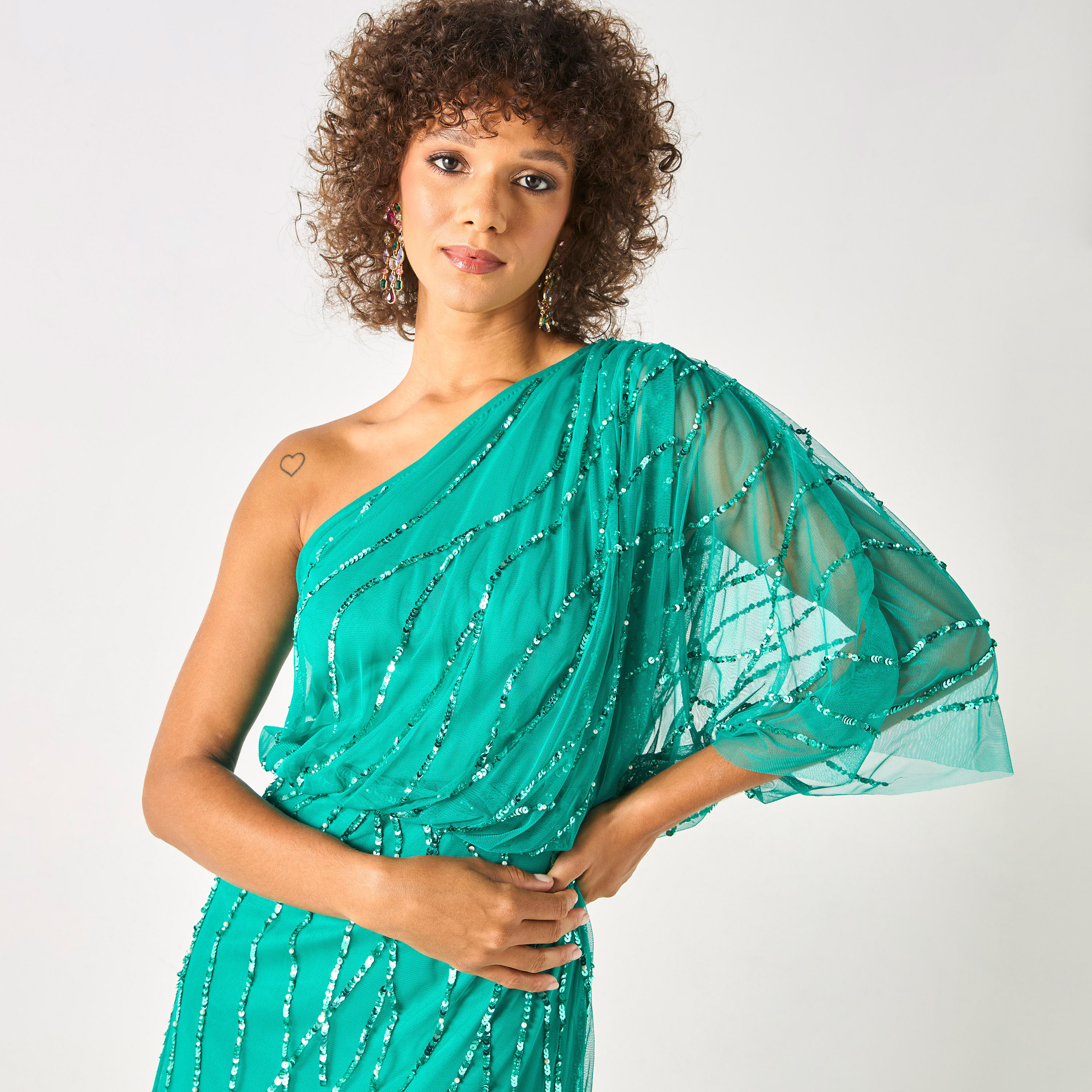 فستان ماكسي مزيّن بالترتر بأكمام طويلة من تشارمي-women-clothing-dresses-image-9