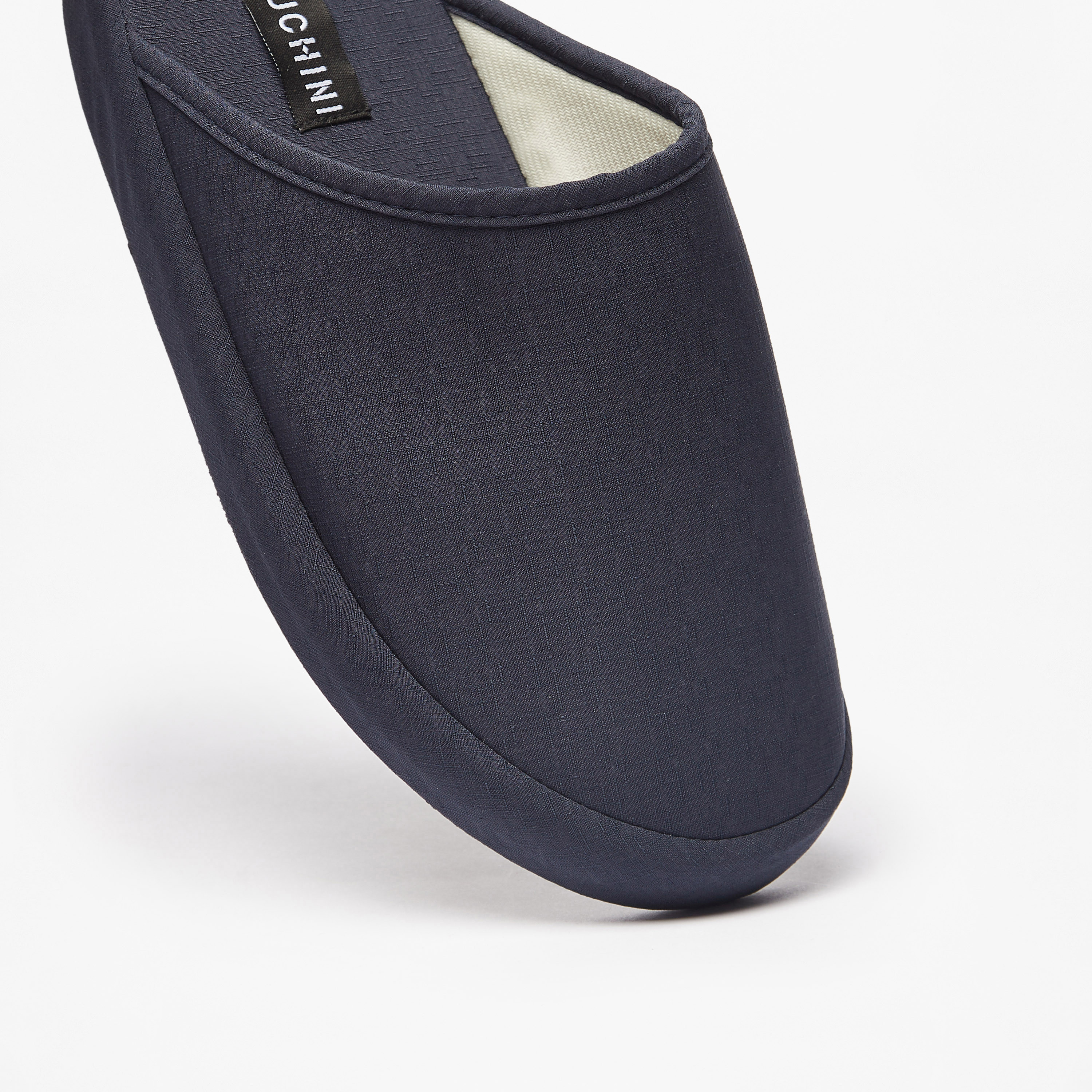 شبشب غرفة نوم سادة سهل الارتداء للرجال من دوتشيني-men-shoes-flipflopsandslides-image-4