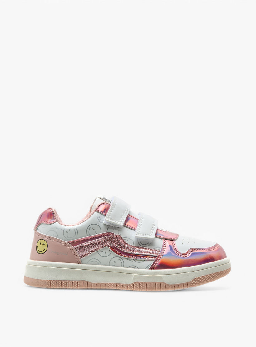 حذاء سنيكرز بشريط إغلاق لاصق وطبعات سمايلي وورلد-girls-shoes-sneakers-image-3