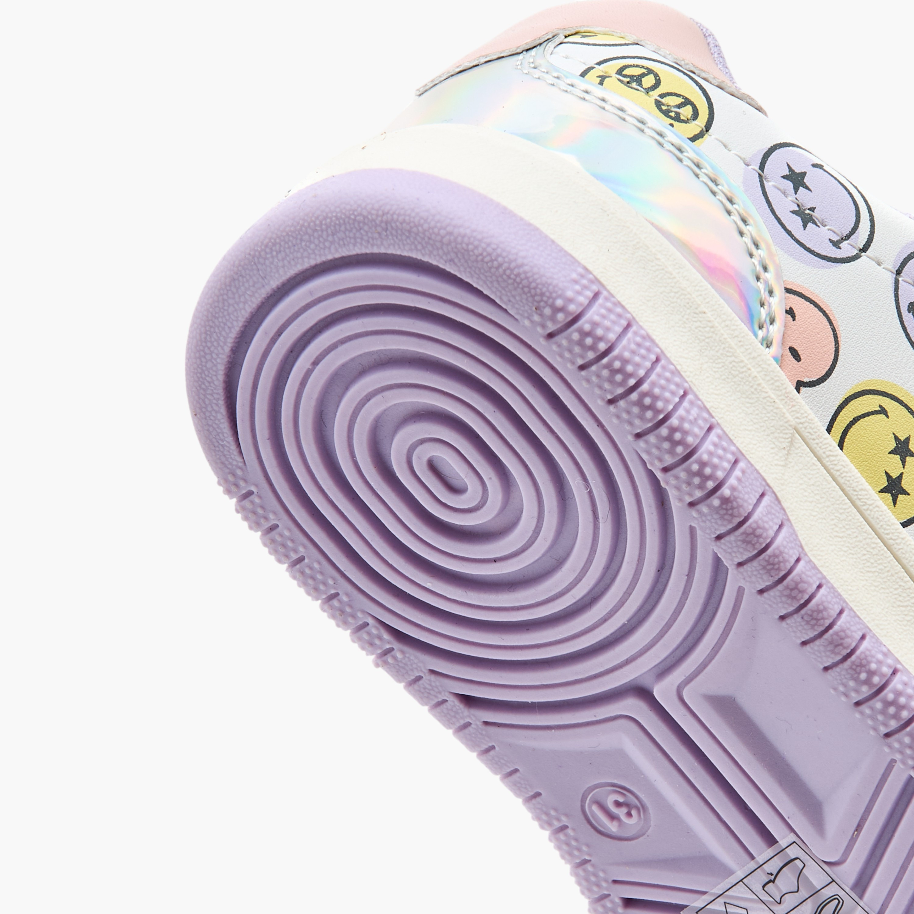 حذاء سنيكرز بشريط إغلاق لاصق وطبعات الشعار من سمايلي وورلد-girls-shoes-sneakers-image-1