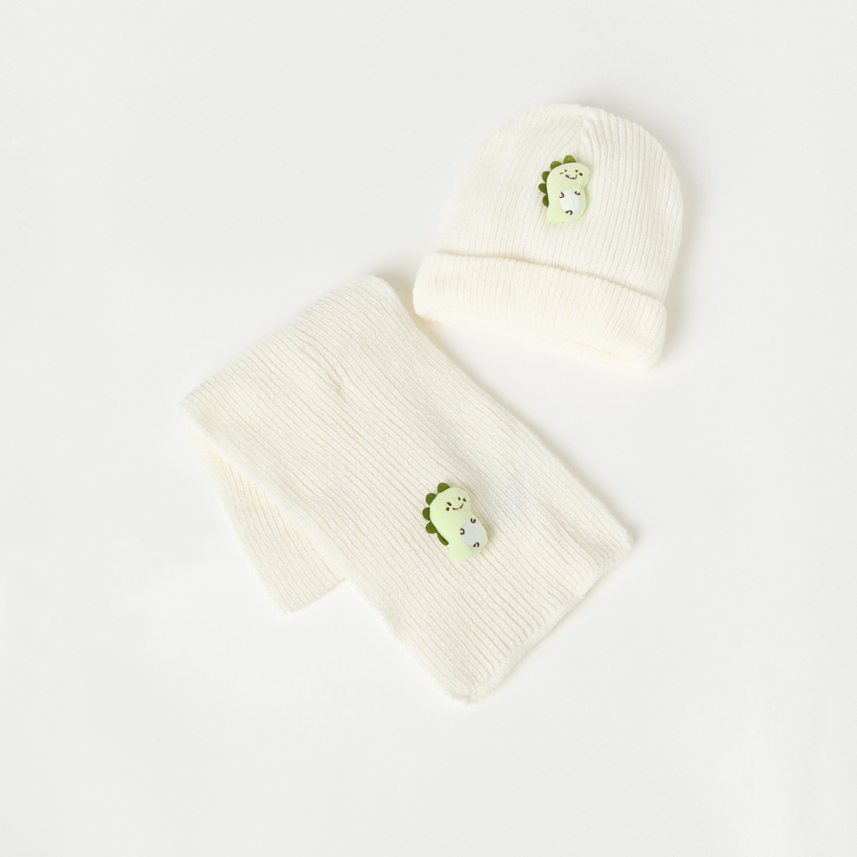 طقم وشاح وقبعة شنيل بزخارف ديناصور من جونيورز-baby-boys-accessories-caps-image-1
