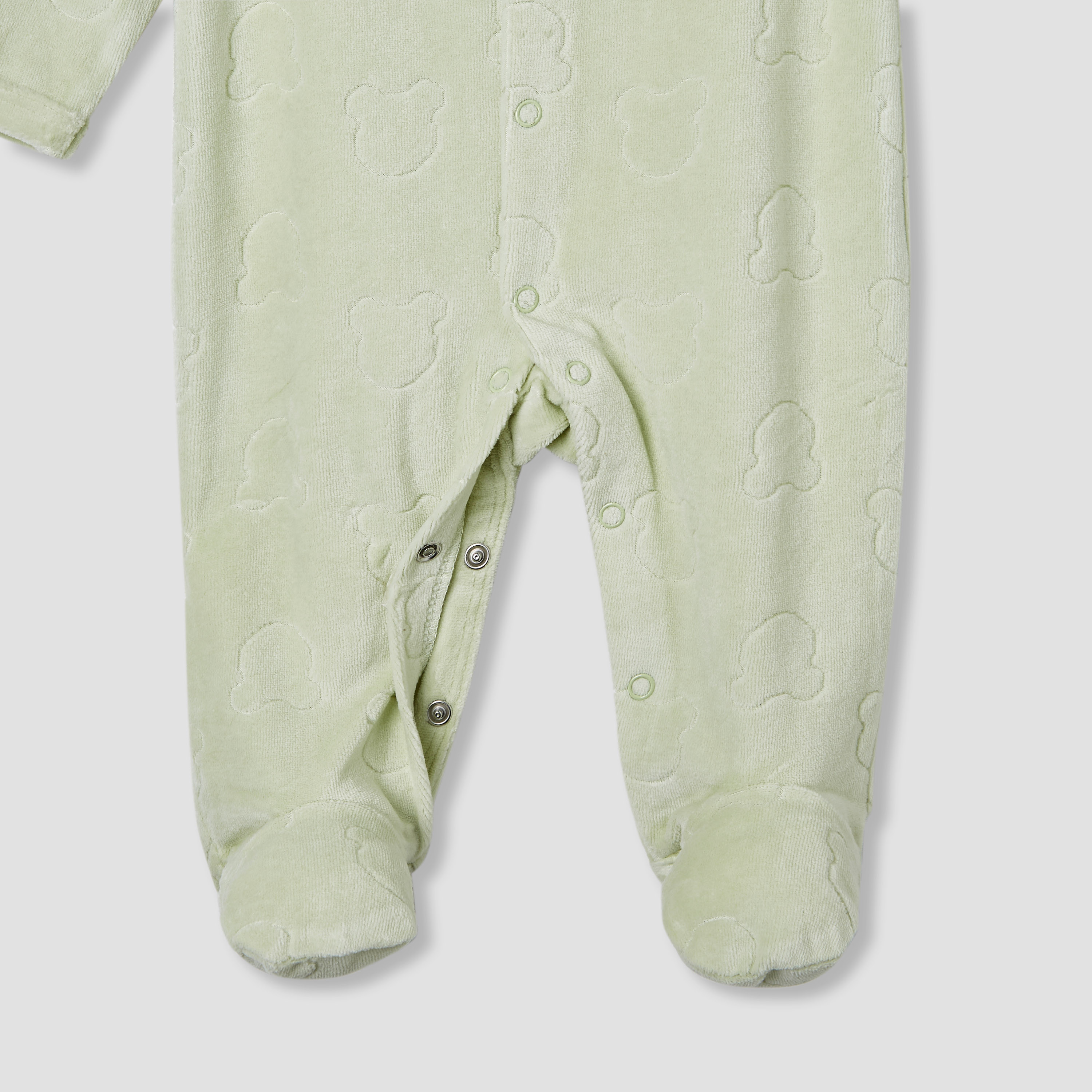 Juniors Embossed Bear Velour Sleepsuit with Long Sleeves and Button Closure-baby-boys-clothing-winterwear-sleepsuits-image-4