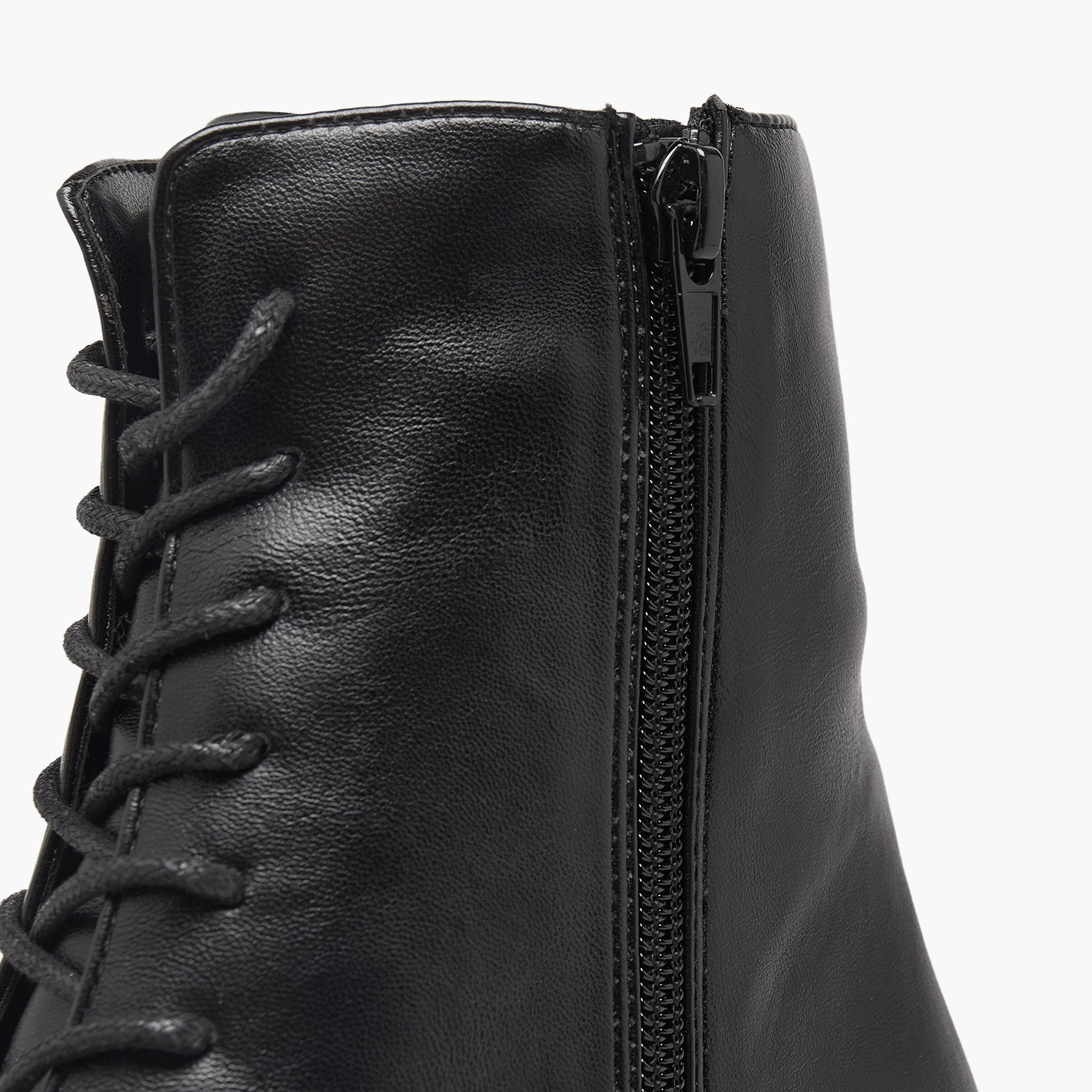 بوت بطول الكاحل وكعب صغير ورباط إغلاق للنساء من سيليست-women-shoes-boots-image-6