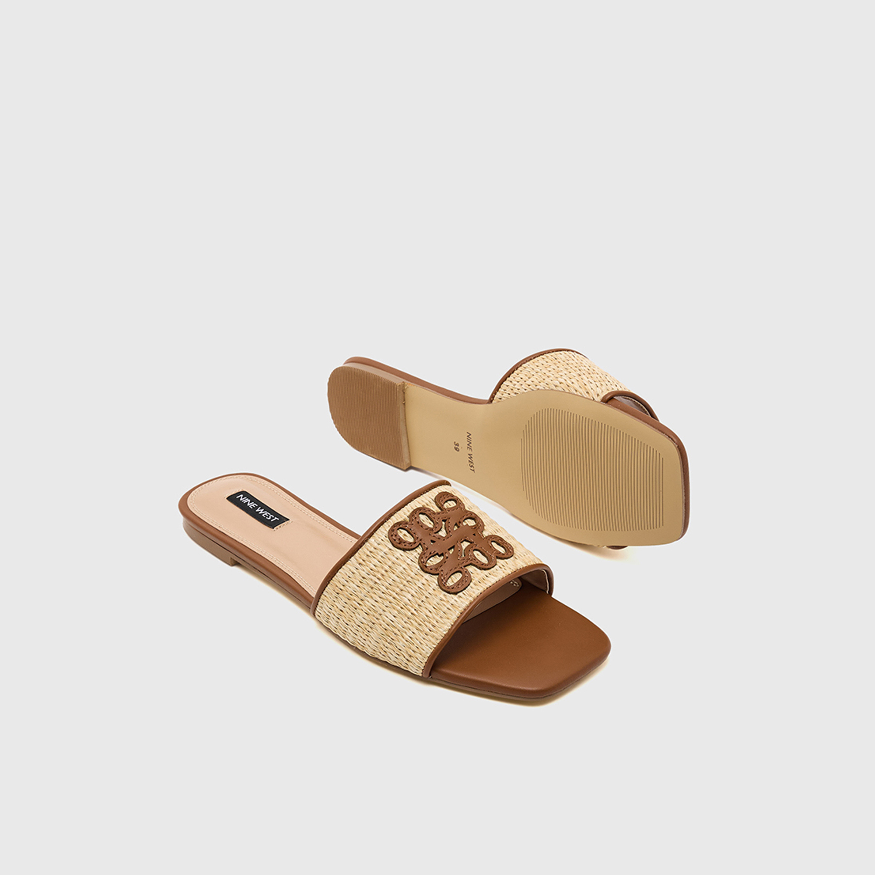 ناين ويست - صندل نسائي مسطح سهل الارتداء | SMRL393661026-women-shoes-sandals-flats-image-2
