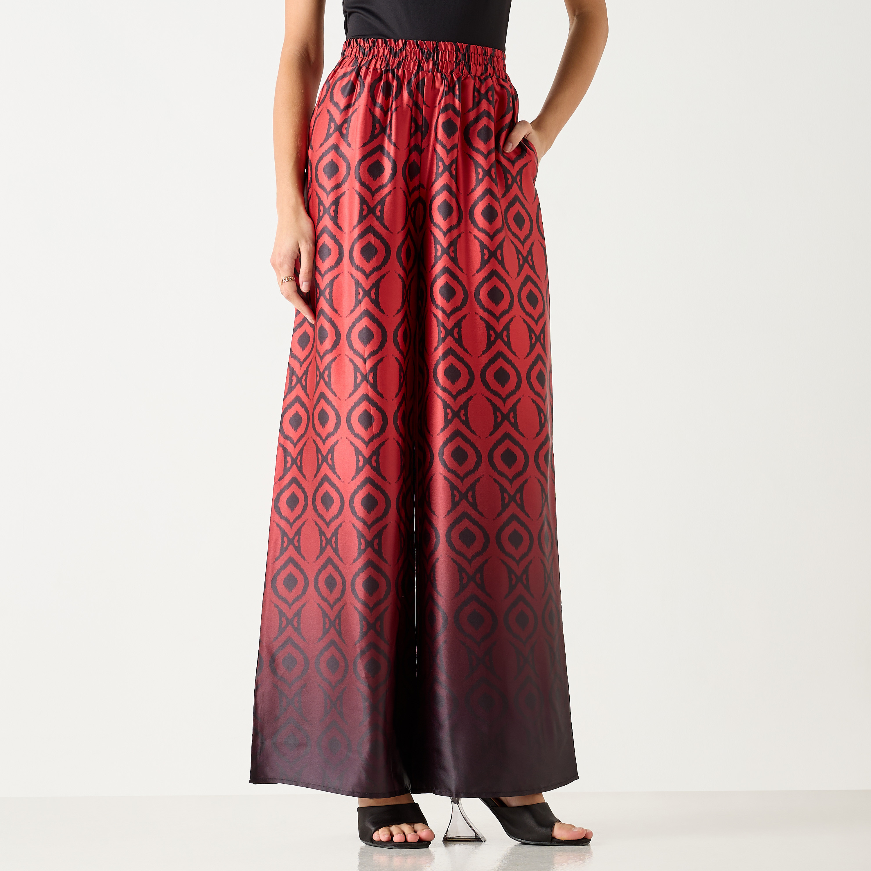 بنطلون واسع الساقين بخصر مطاطي وجيوب وطبعات من سي نوار-women-clothing-bottoms-trousers-image-1