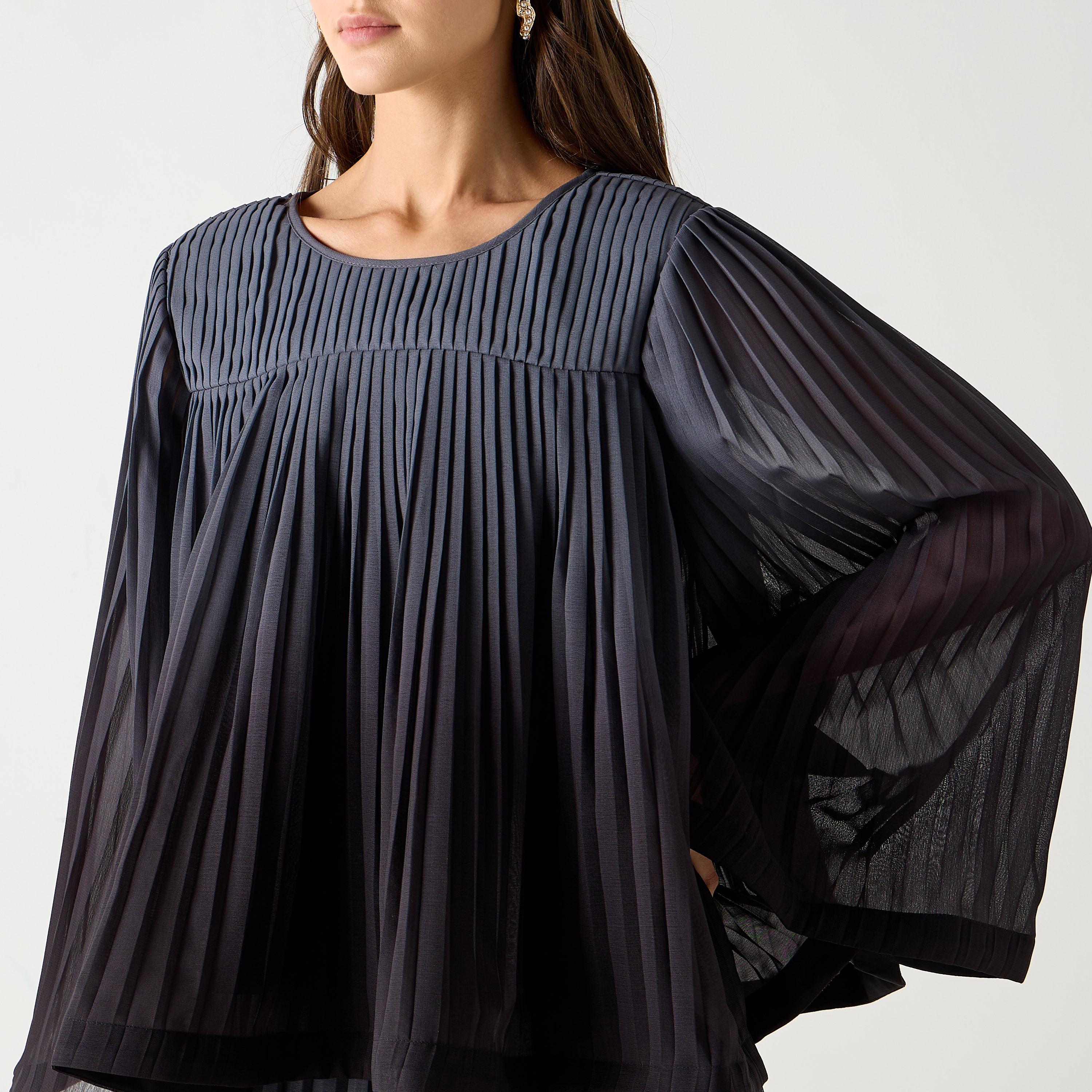 بلوزة أومبري بكسرات وأكمام طويلة واسعة وياقة مستديرة من سي نوار-women-clothing-shirtsandblouses-shirts-image-4