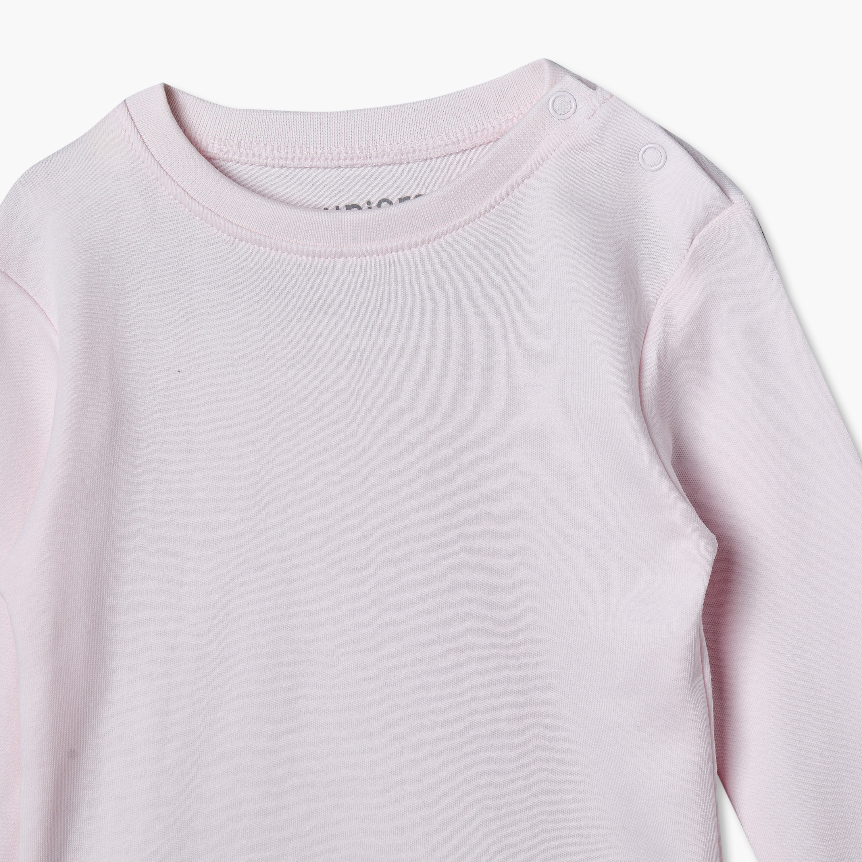 طقم بيجامات قطنية بياقة مستديرة وأكمام طويلة بكباسين من جونيورز - 4 أطقم-baby-girls-clothing-nightwear-pyjamasets-image-12