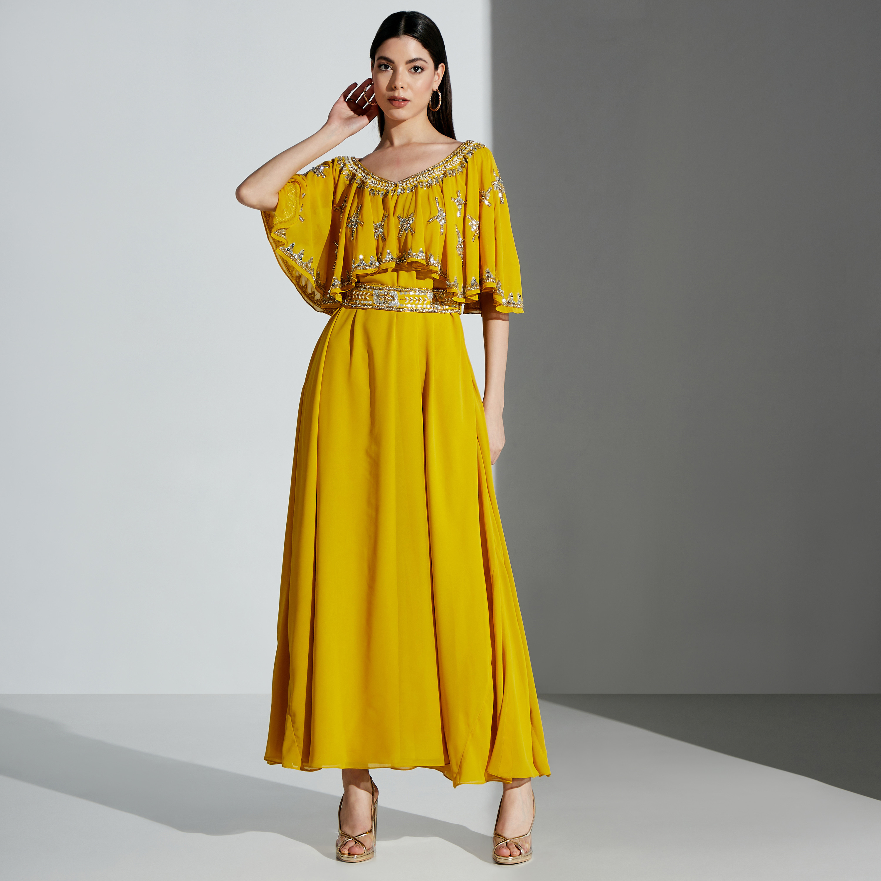 فستان كاب طويل مزيّن من نيرامايا-women-arabicclothing-kaftan-image-2