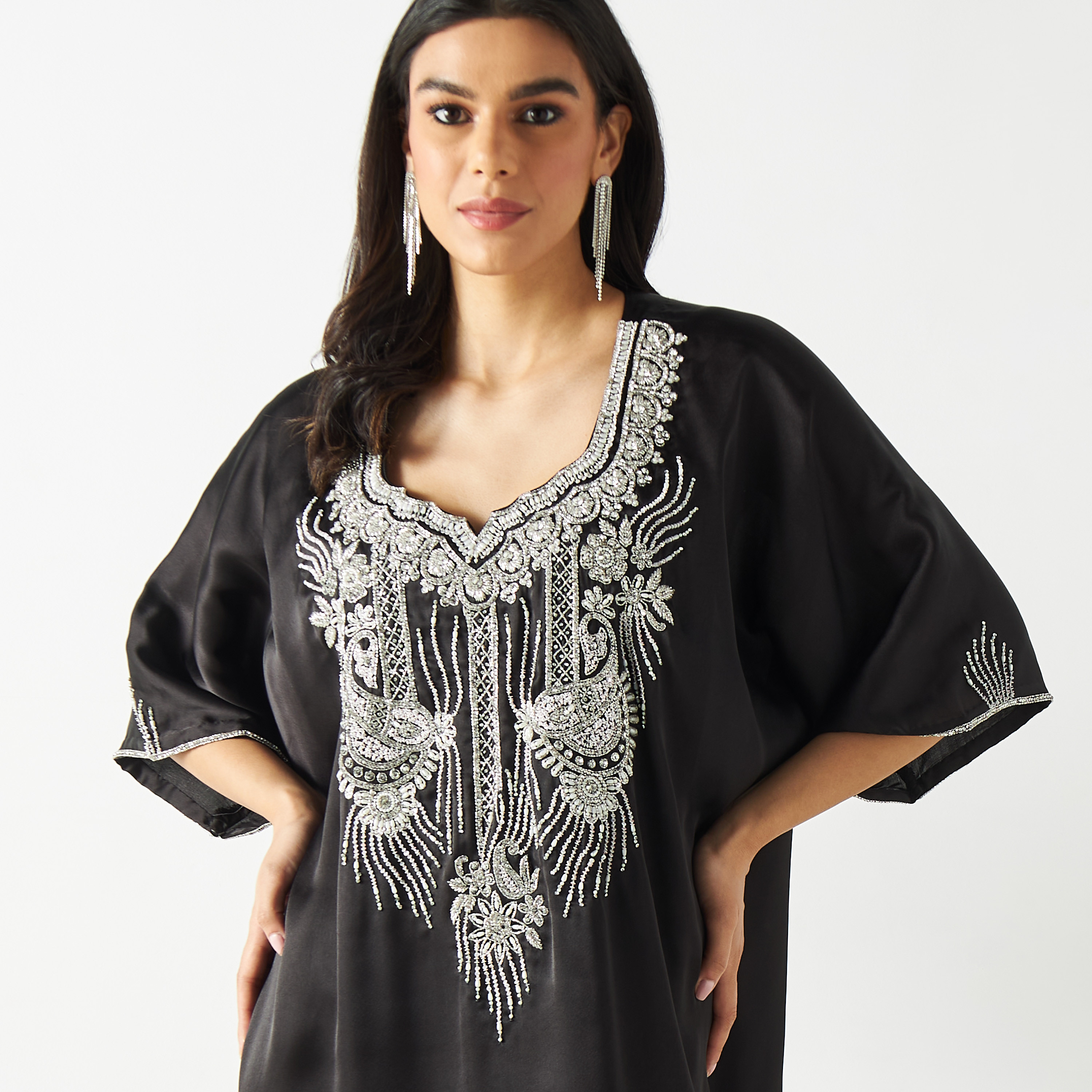 فستان ماكسي مزين بأكمام واسعة-women-arabicclothing-kaftan-image-8