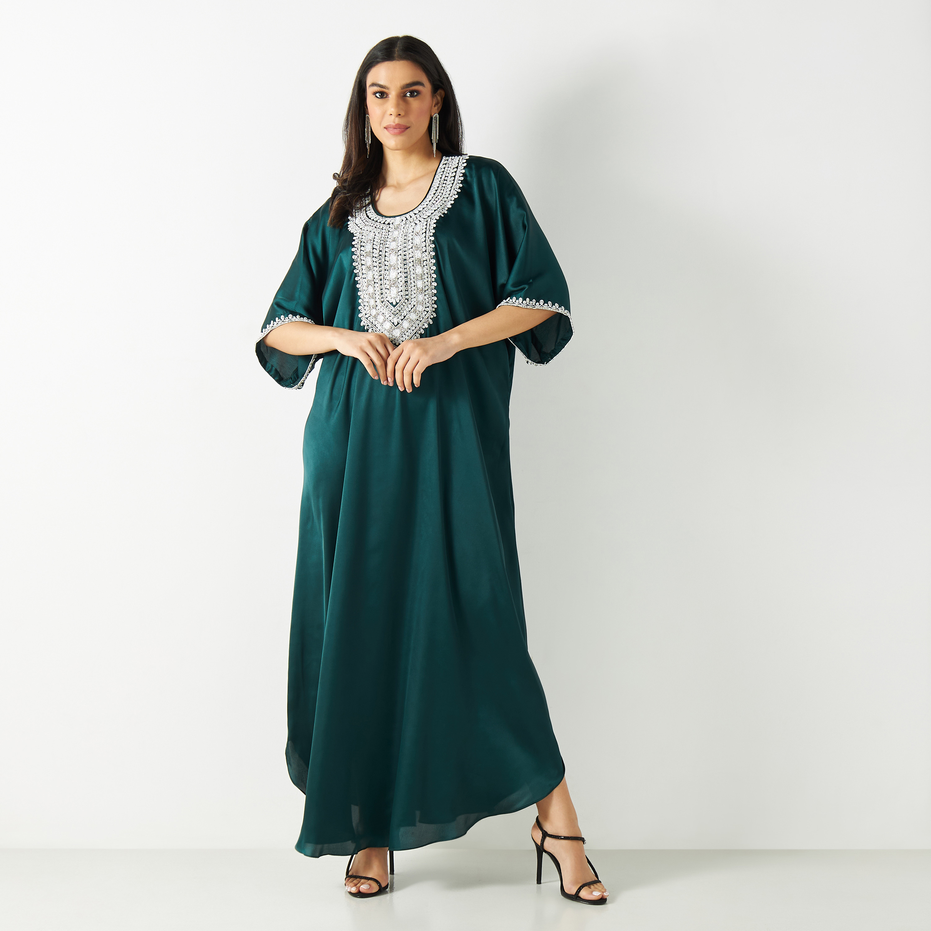 Lace Detail Kaftan with Short Sleeves-women-arabicclothing-kaftan-image-1