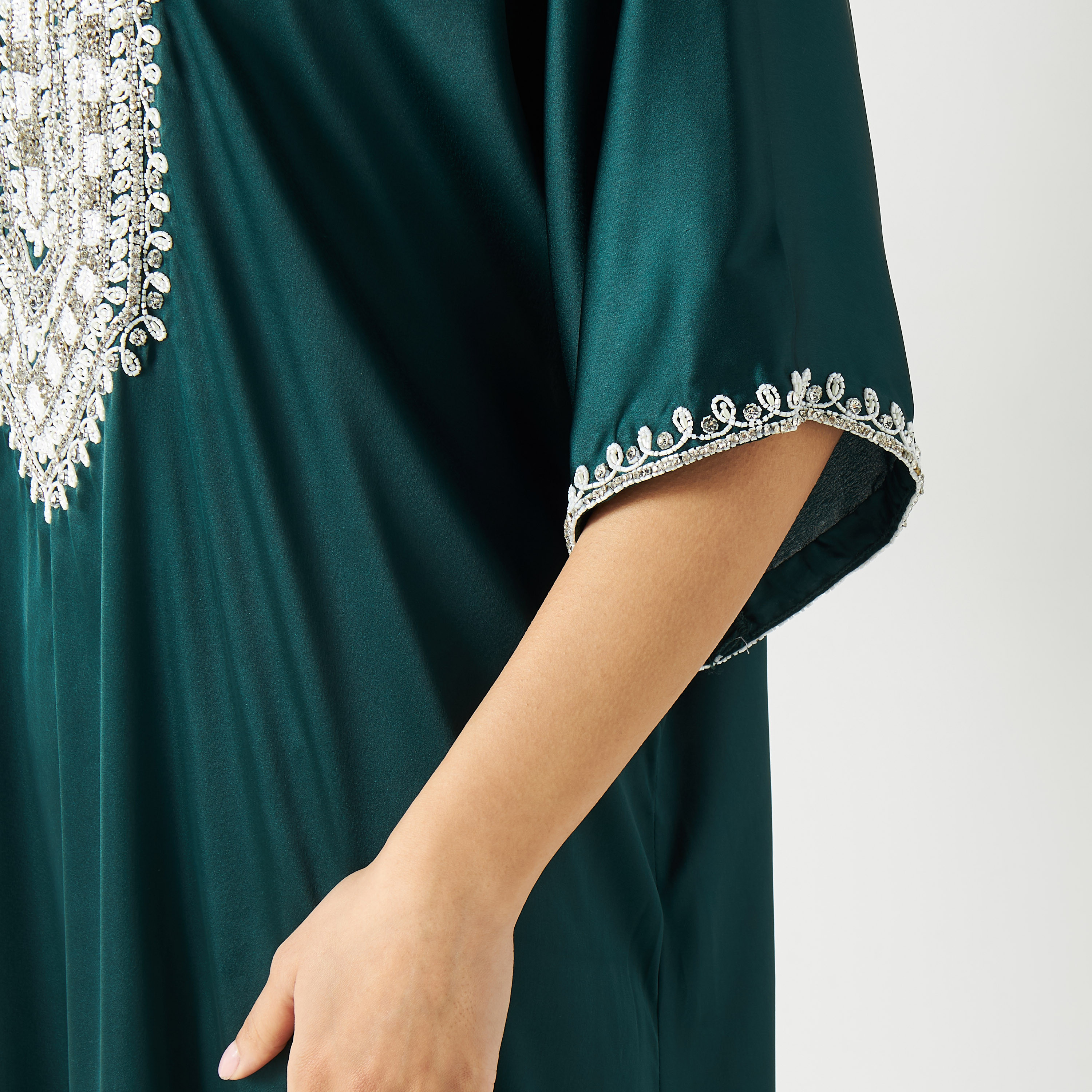 قفطان بِأكمام قصيرة وتفاصيل دانتيل-women-arabicclothing-kaftan-image-3