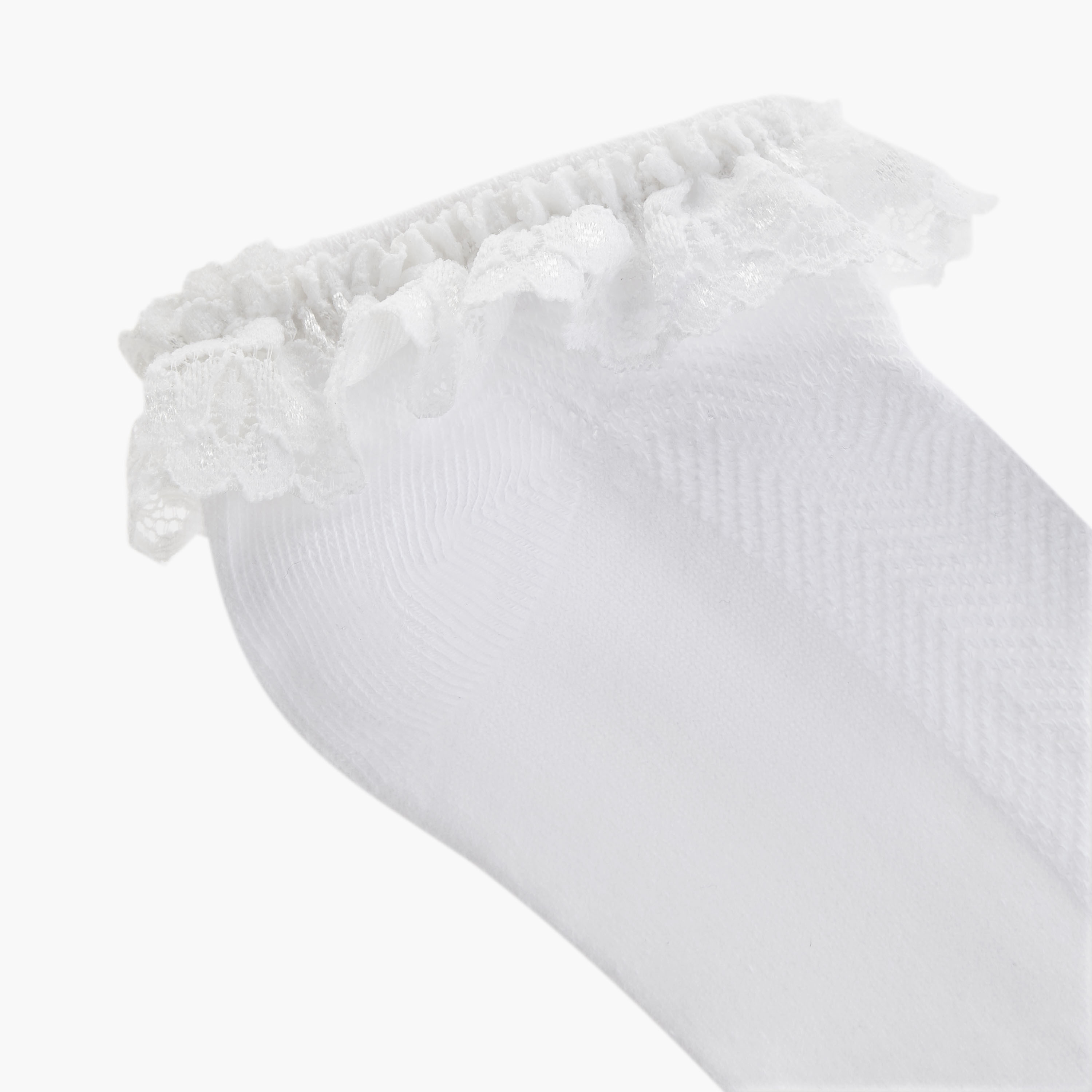 جوارب بطول الكاحل بتفاصيل دانتيل من جونيورز - طقم 3 أزواج-girls-accessories-socks-image-5