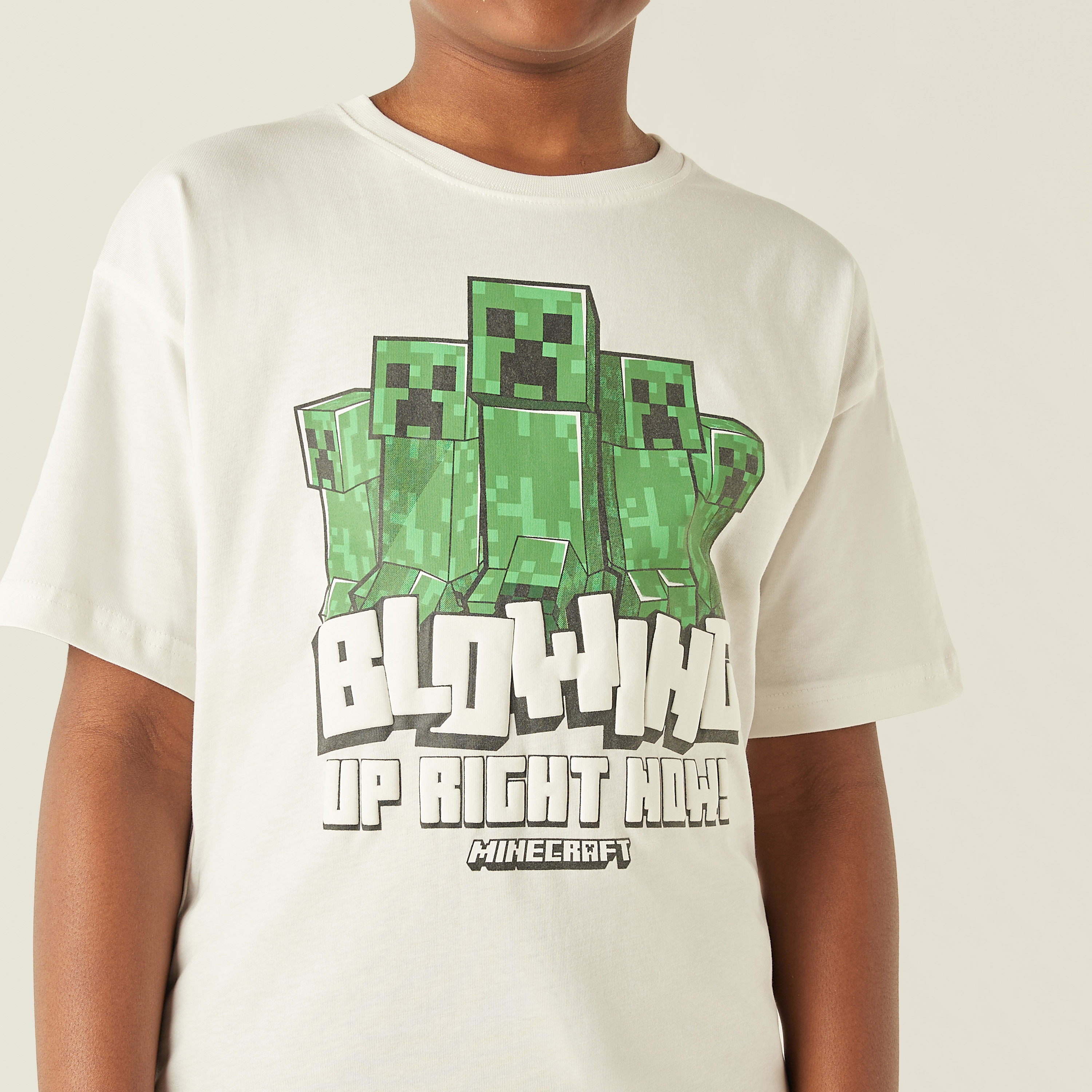 طقم شورت وتيشيرت بطبعات جرافيك-boys-clothing-setsandcoords-image-4