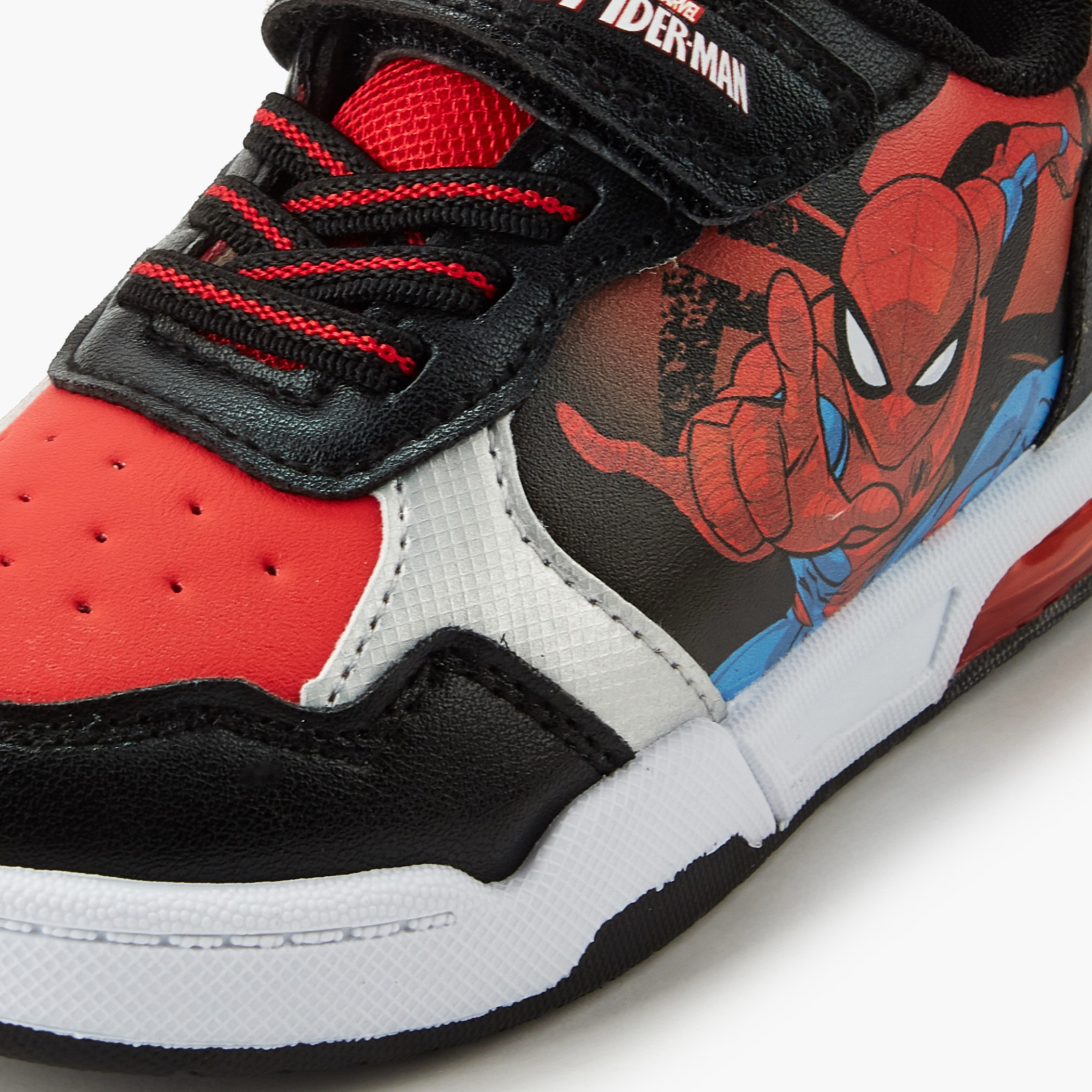 حذاء سنيكرز مضيء طول الكاحل بطبعات سبايدرمان للأولاد من مارفل-boys-shoes-sneakers-image-4