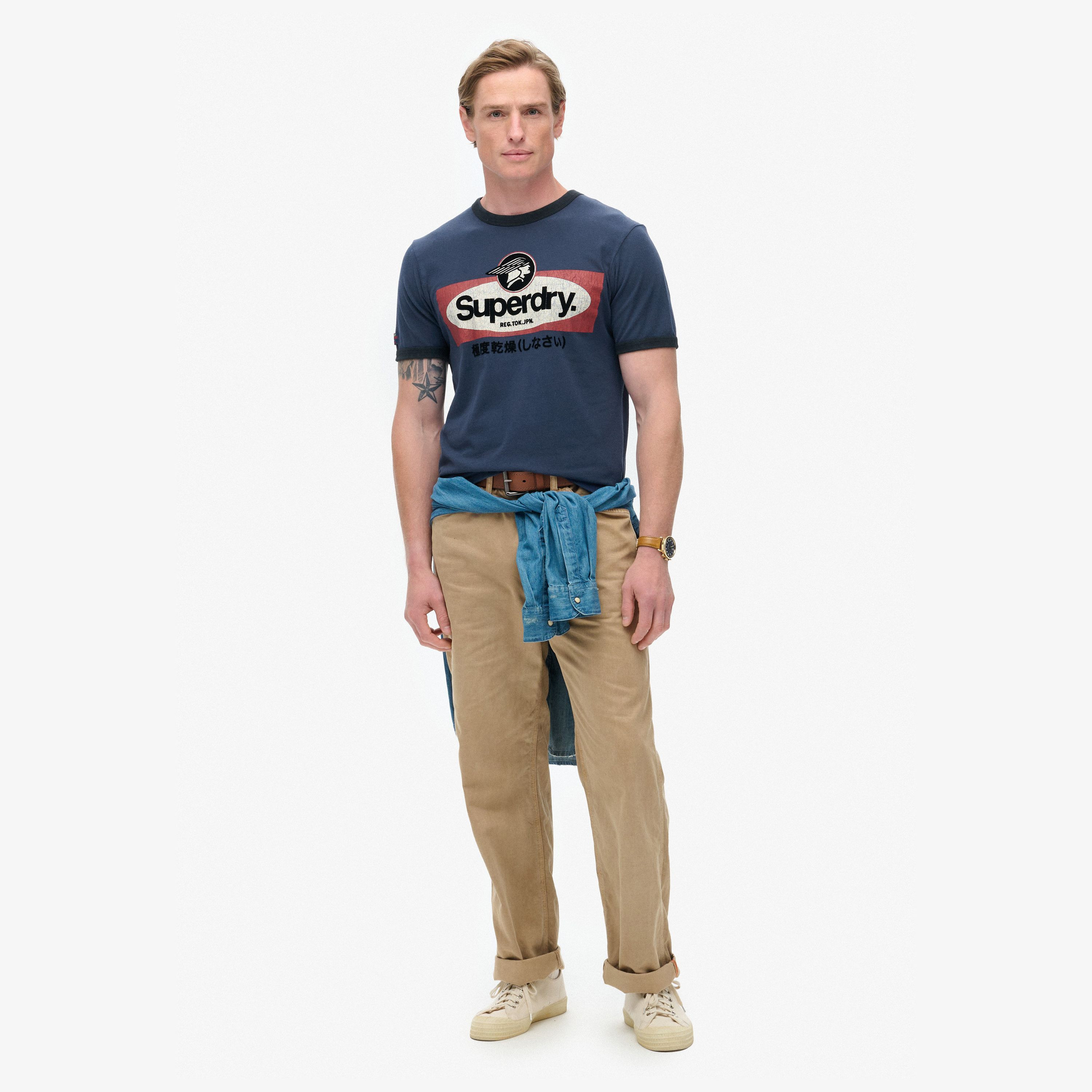 تي شيرت رجالي برقبة دائرية وأكمام قصيرة بشعار من سوبردراي-men-clothing-tshirtsandpolos-tshirts-image-2