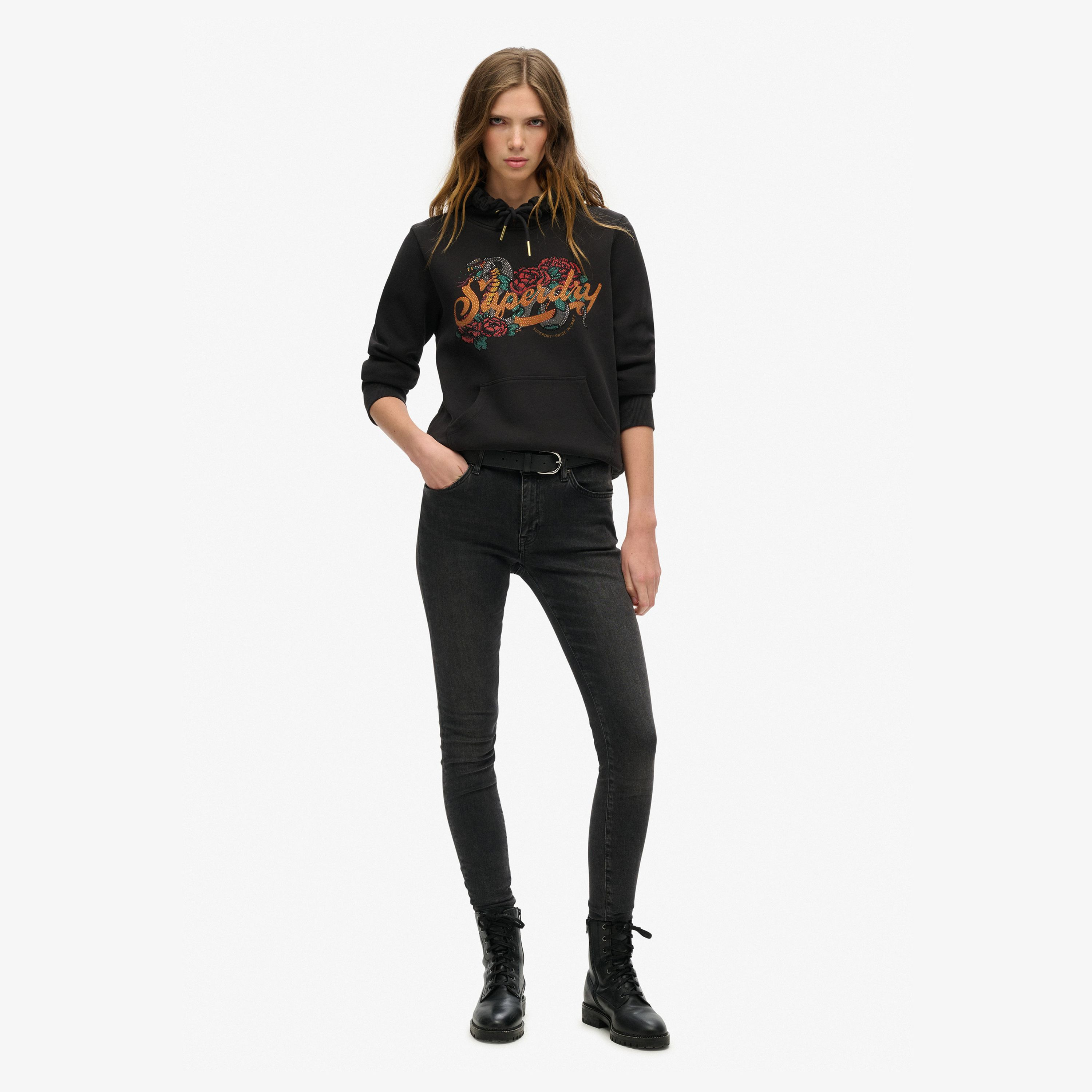 هودي نسائي بياقة دائرية وأكمام قصيرة بشعار أحجار الراين من سوبردراي-women-clothing-hoodiesandsweatshirts-hoodies-image-2