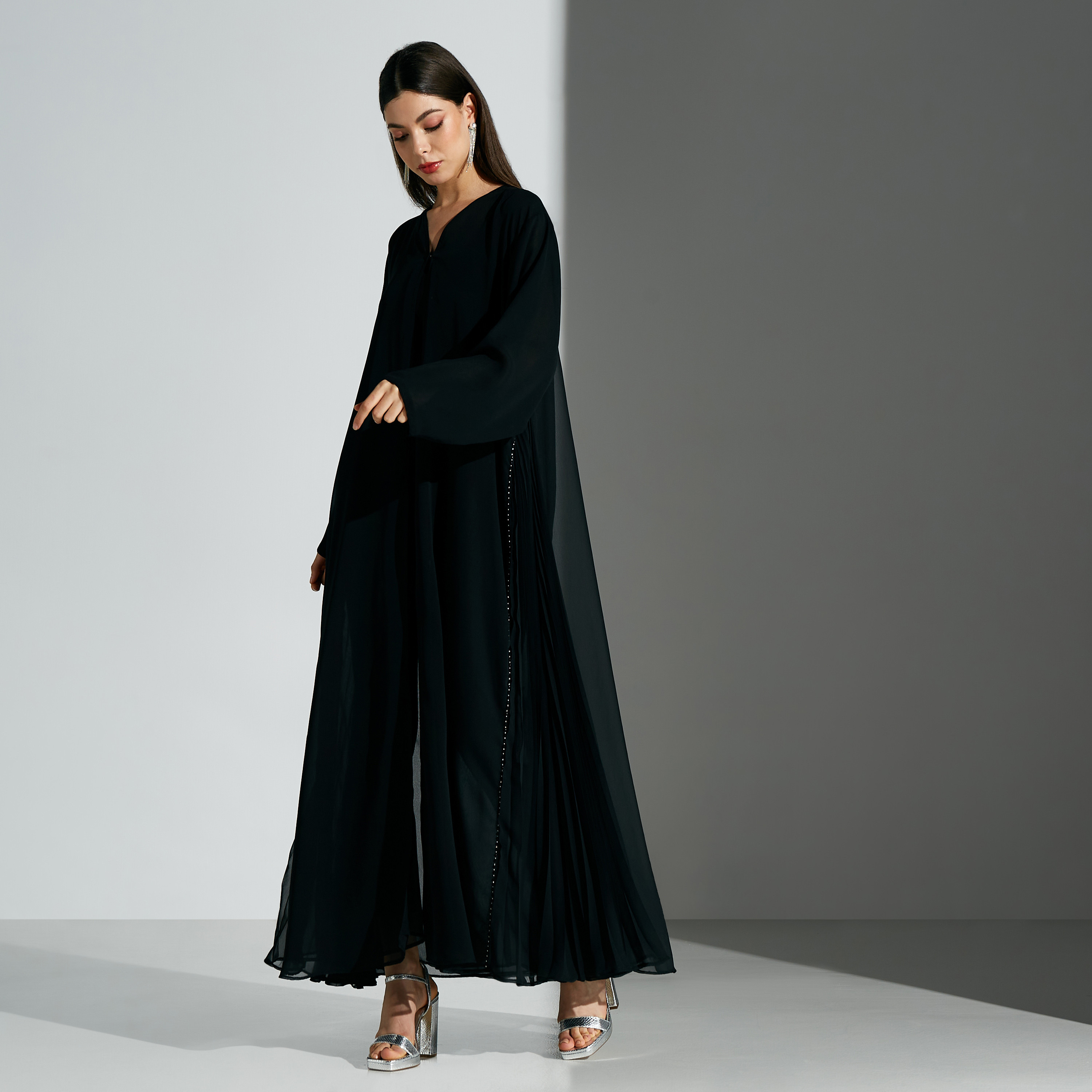 Malikah Solid Abaya with Hijab-women-arabicclothing-abayas-image-1