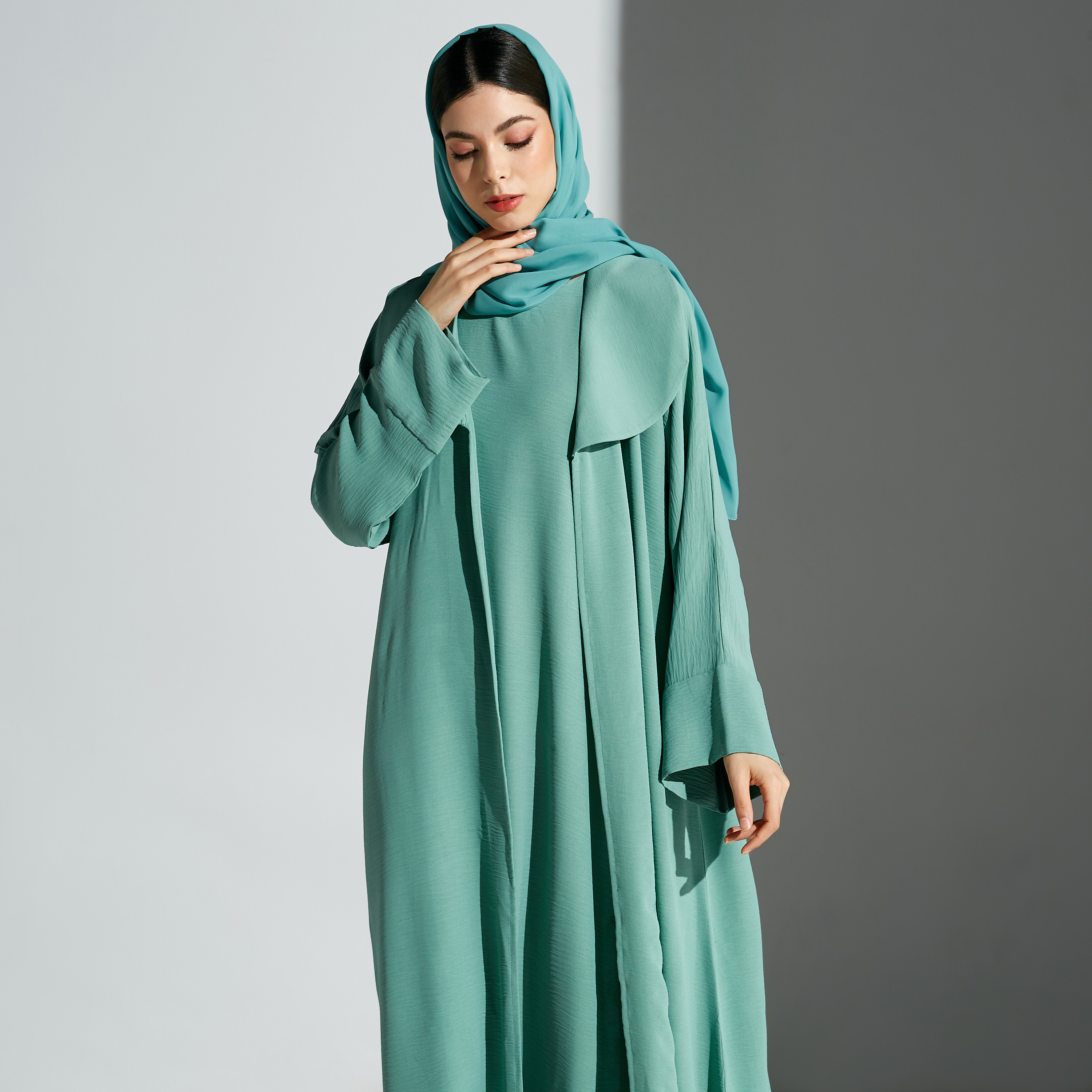 Malikah Solid Abaya with Hijab-women-arabicclothing-abayas-image-2