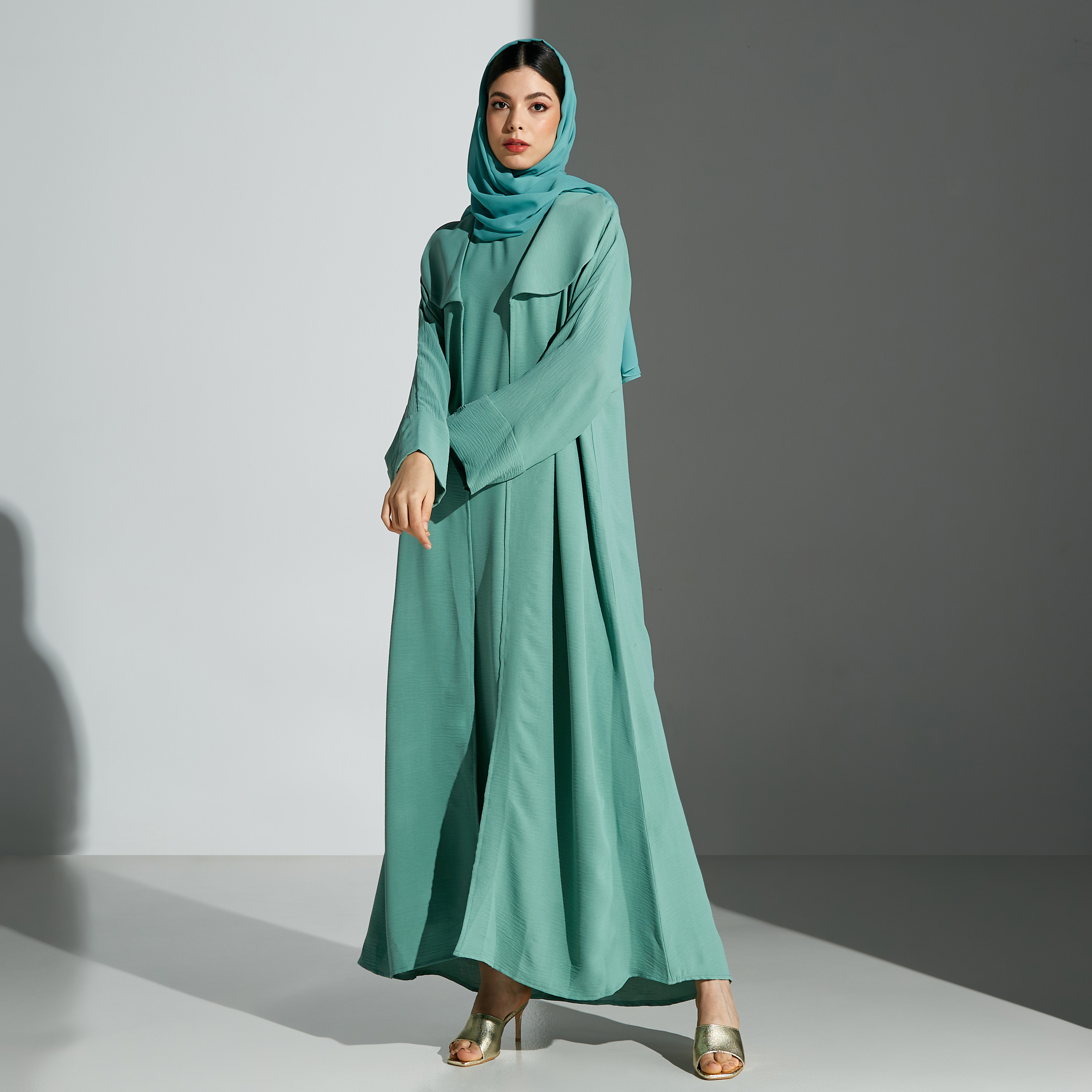 Malikah Solid Abaya with Hijab-women-arabicclothing-abayas-image-4