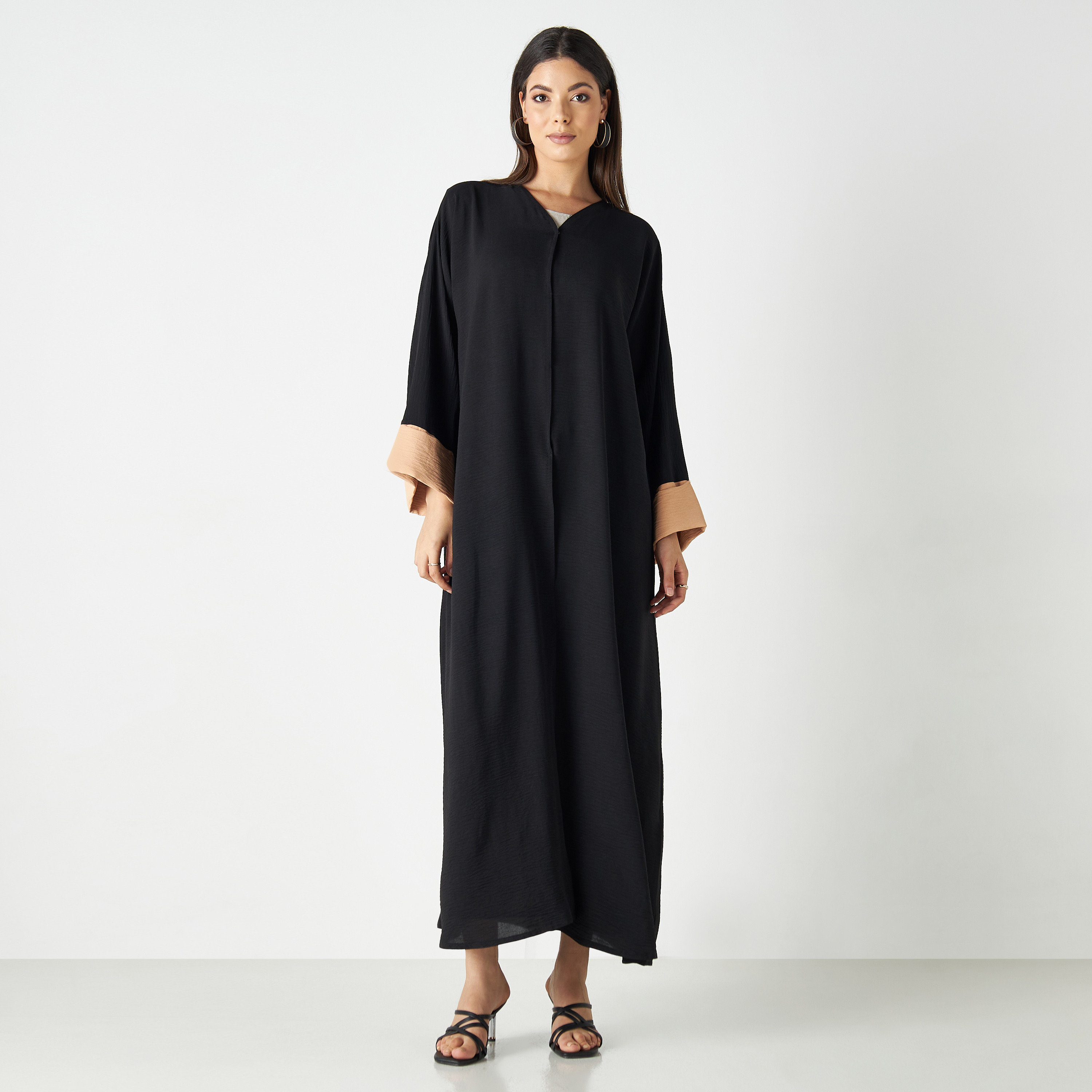 عباية سادة مع حجابين من مليكة - طقم 3 قطع-women-arabicclothing-abayas-image-4
