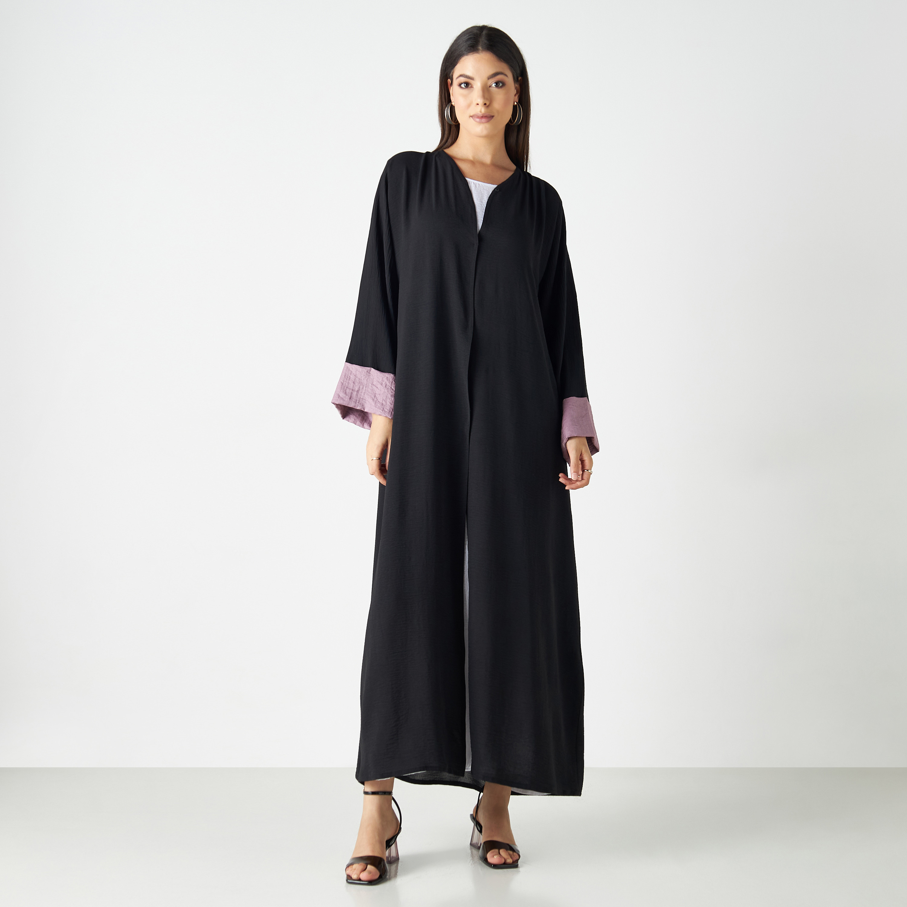عباية سادة مع حجابين من مليكة - طقم 3 قطع-women-arabicclothing-abayas-image-4