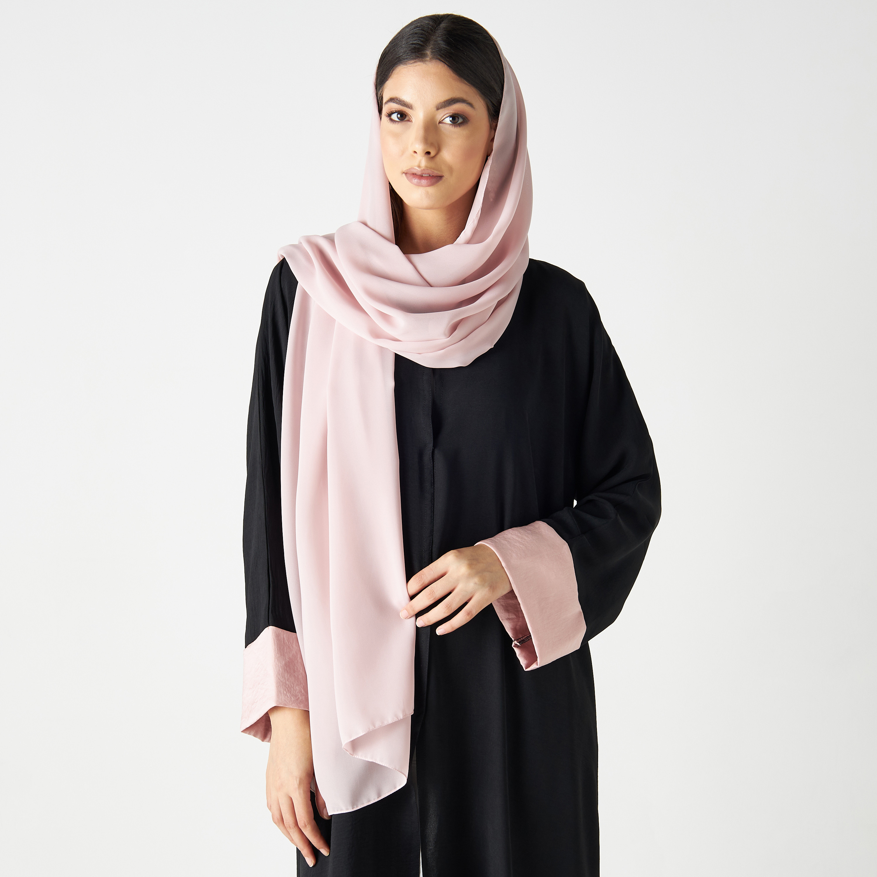 عباية سادة مع حجابين من مليكة - طقم 3 قطع-women-arabicclothing-abayas-image-3