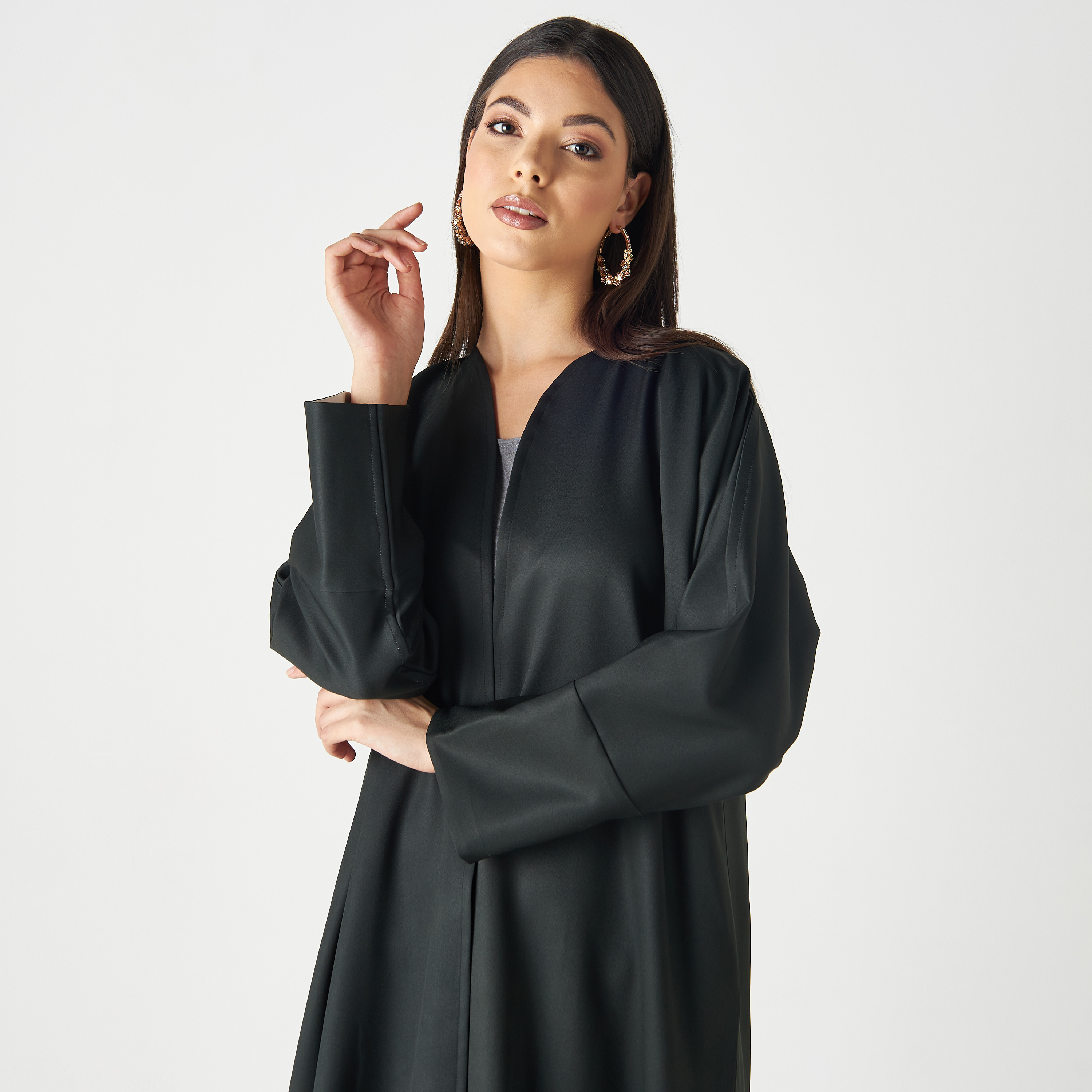 عباية سادة بفتحة أماميّة مع 2 حجاب من مليكة-women-arabicclothing-abayas-image-2
