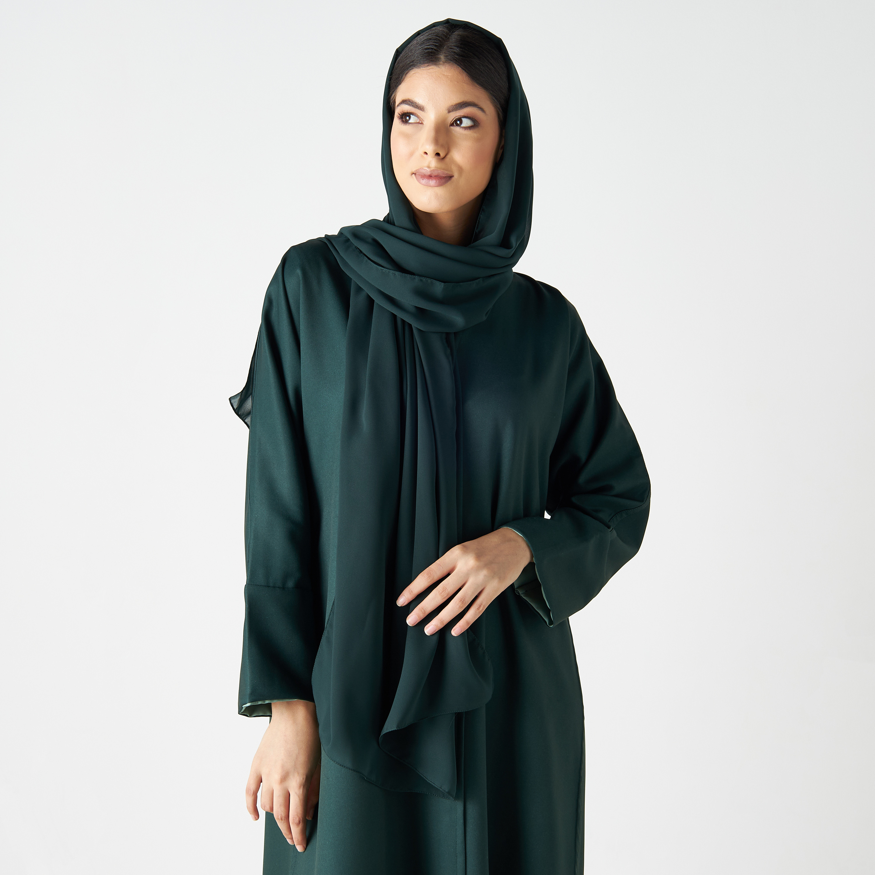 عباية سادة من مليكة-women-arabicclothing-abayas-image-2