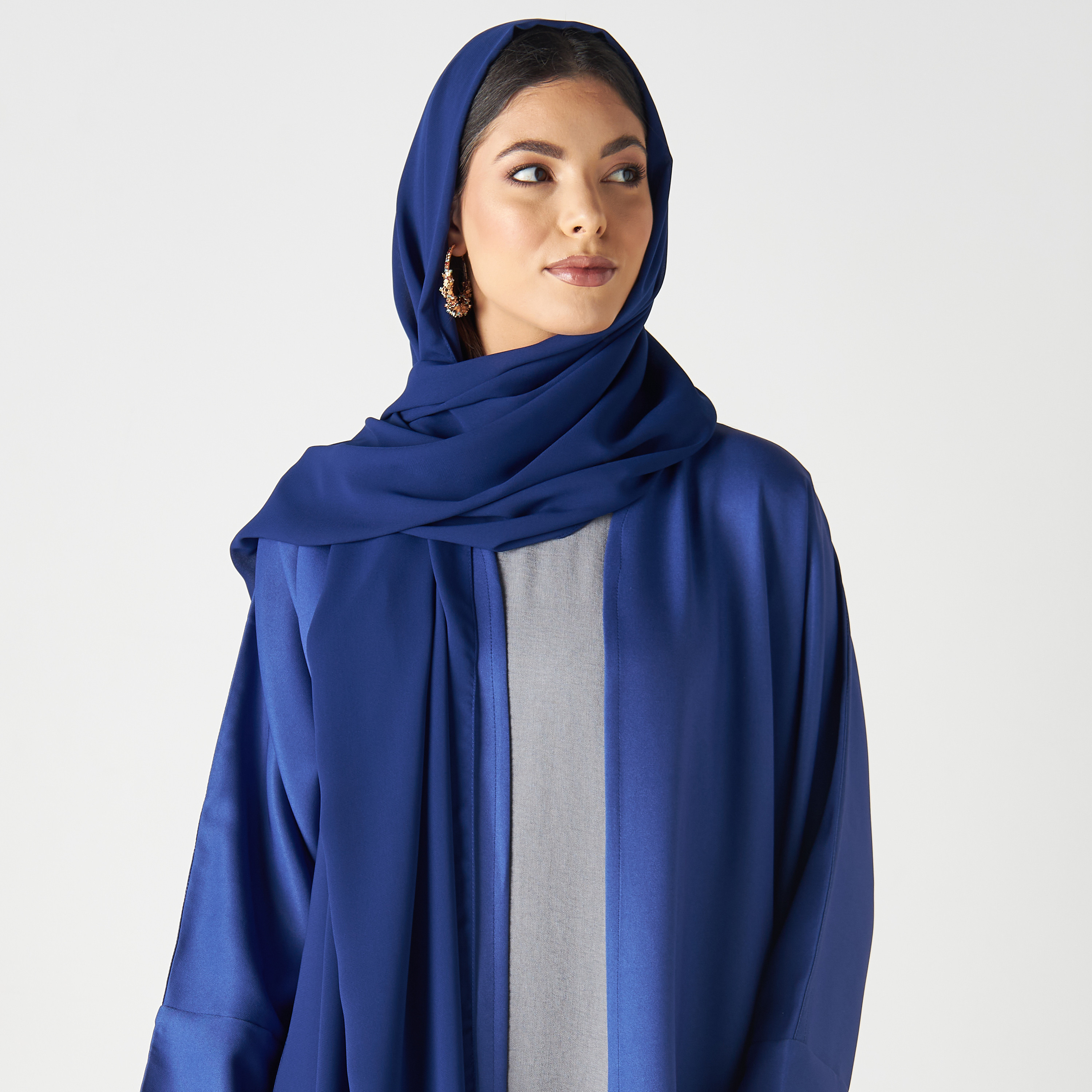 Malikah Solid Open Front Abaya with 2 Hijabs-women-arabicclothing-abayas-image-3