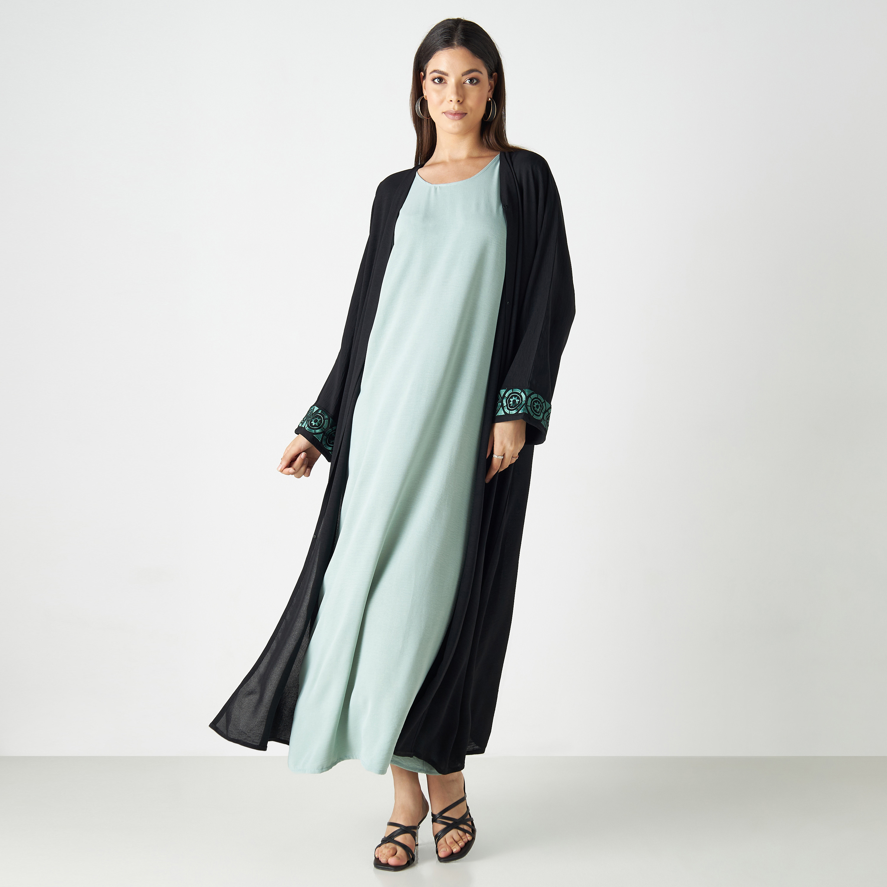فستان داخلي تحت العباءة من مليكة-women-arabicclothing-abayainner-image-1