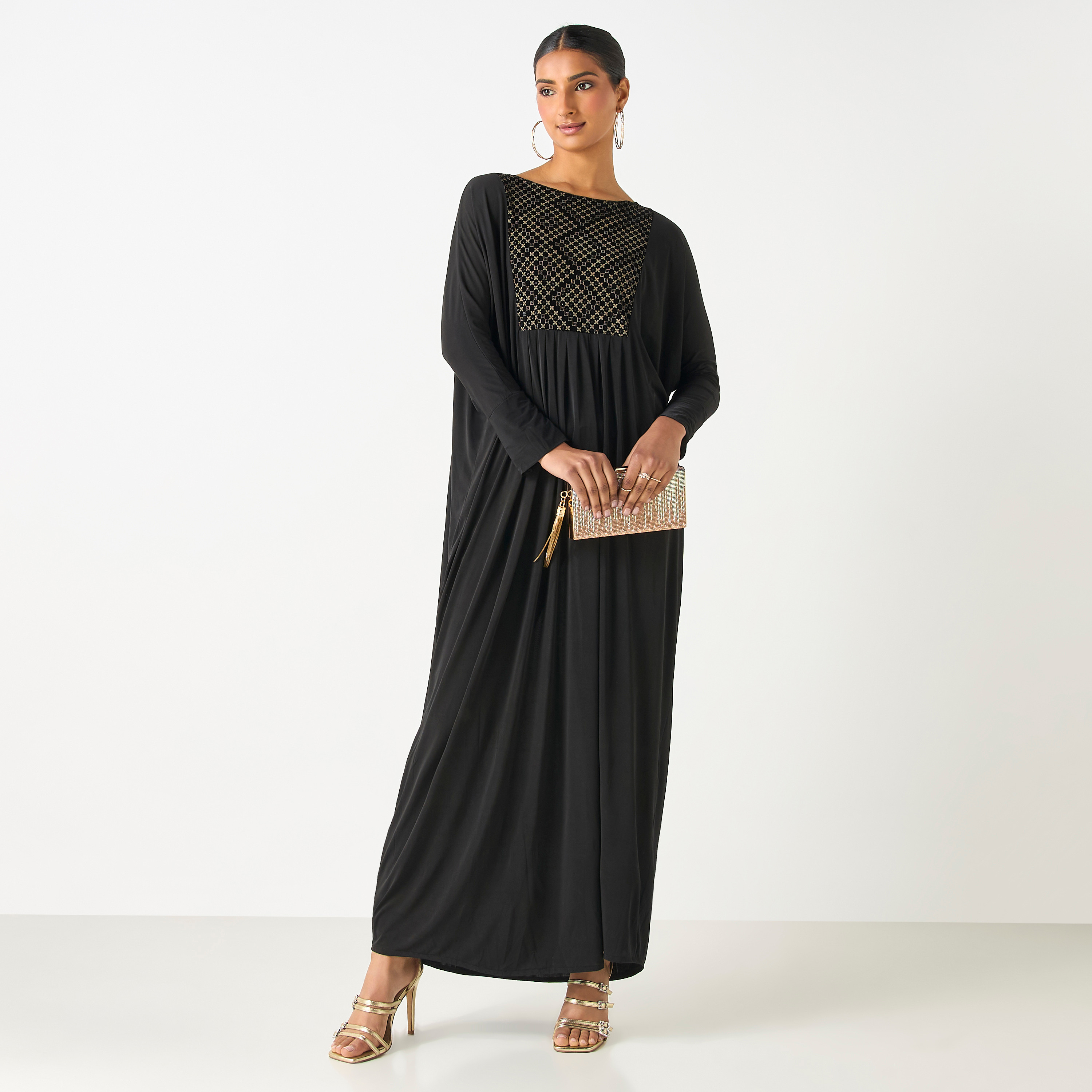 عباية مطرّزة بياقة مستديرة وتفاصيل كسرات من مليكة-women-arabicclothing-abayas-image-4