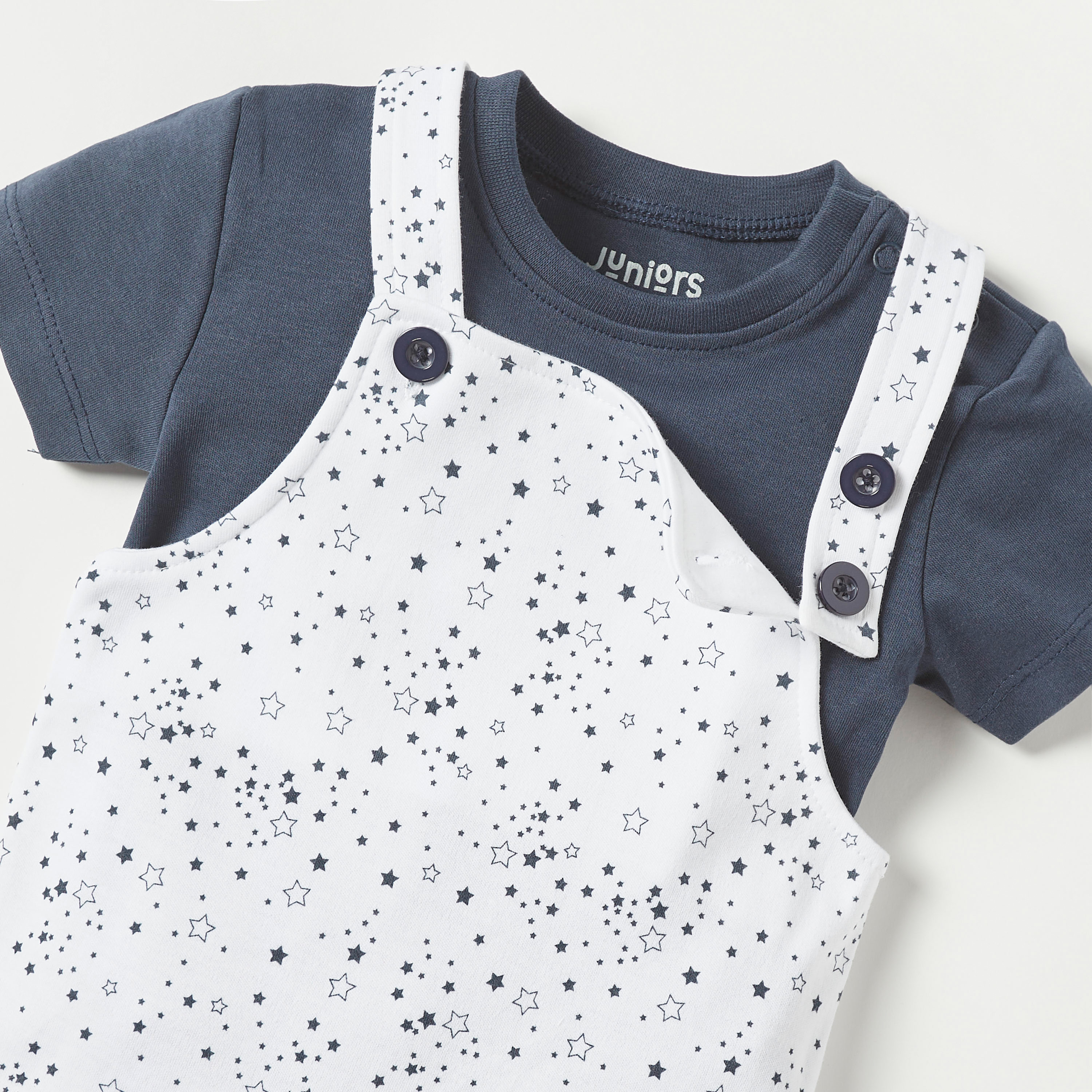 طقم تيشيرت ودنغري بطبعات من جونيورز-baby-boys-clothing-winterwear-rompers-image-4